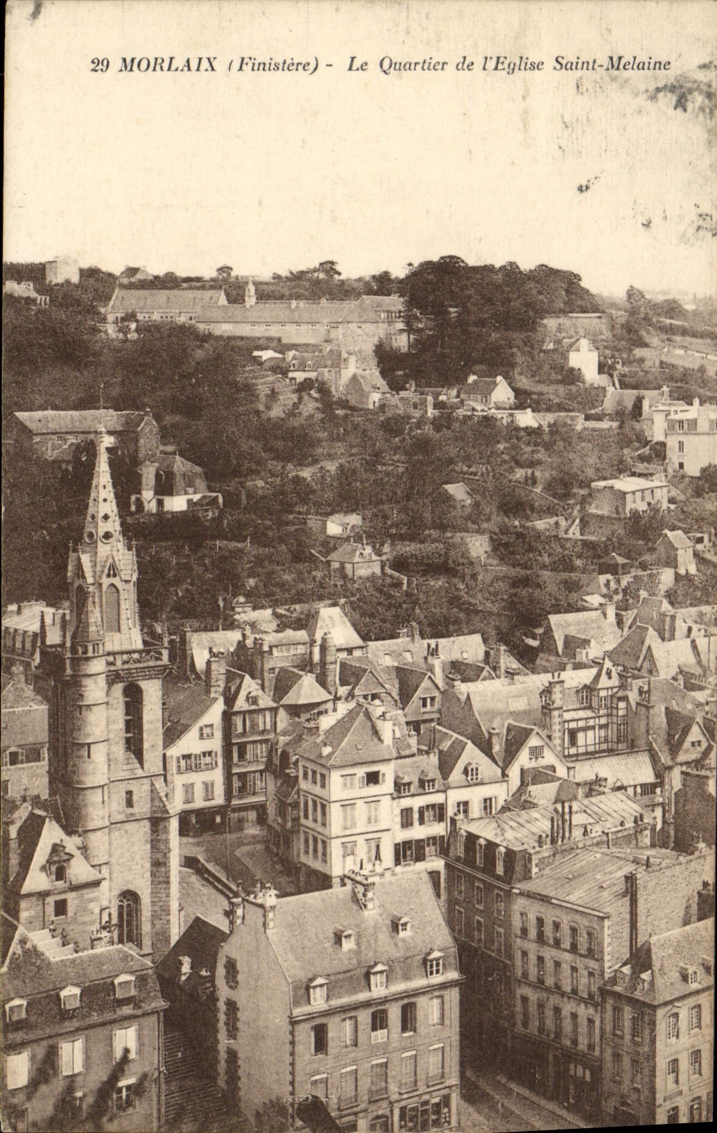 CPA Morlaix Finistere le quartier de l'eglise Saint Melaine