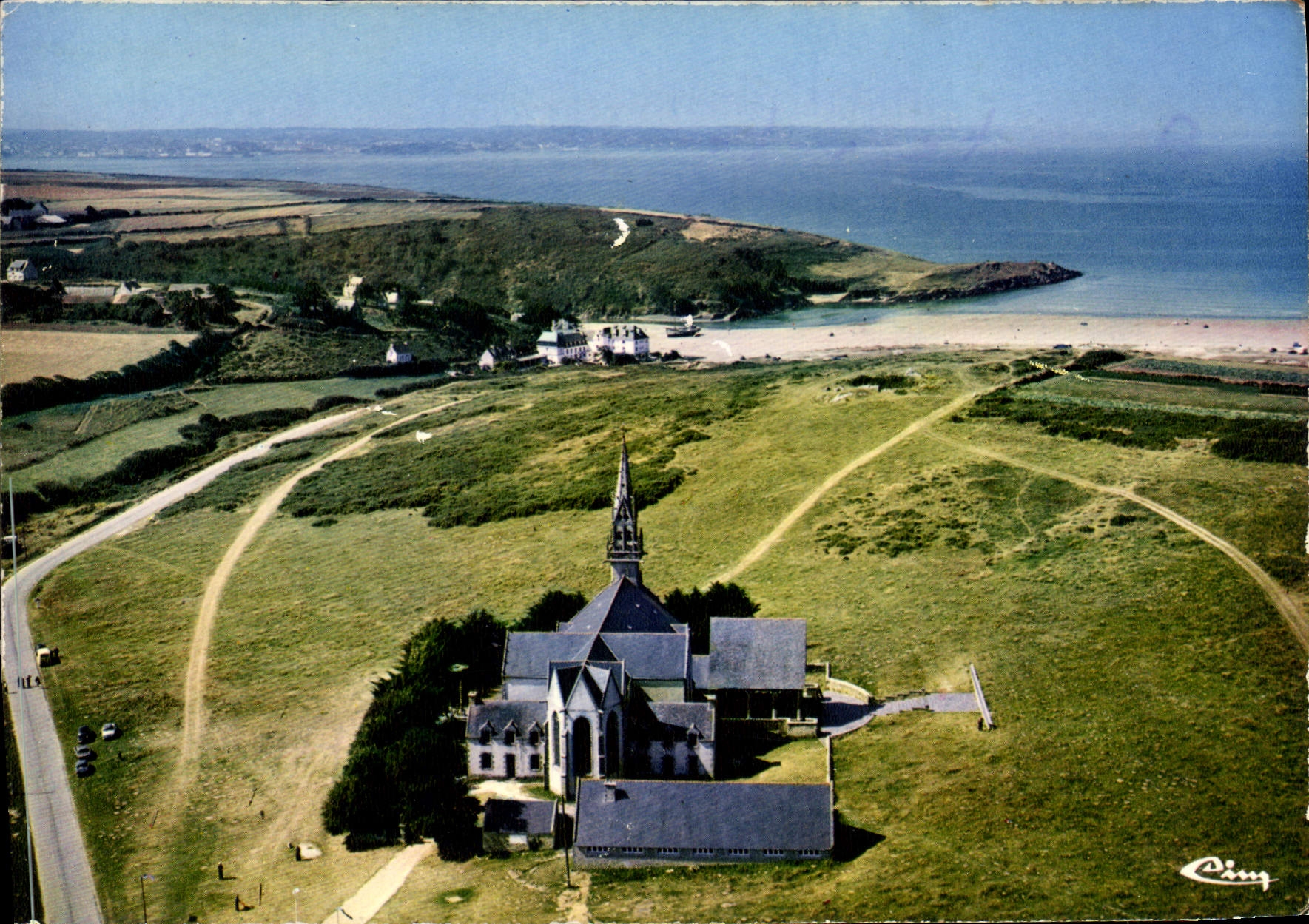 CPSM Plonevez Porzay S Finist vue aerienne l'eglise de Sainte Anne la Palud grand pardon dernier dim