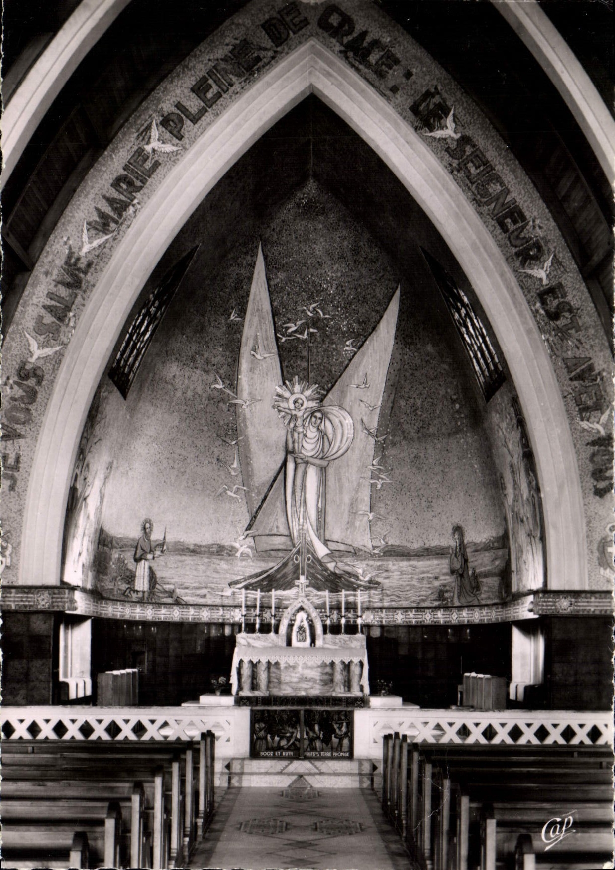 CPSM Eglise N D du Leman L'Interieur Vougy Thonon les Bains Hte Savoie