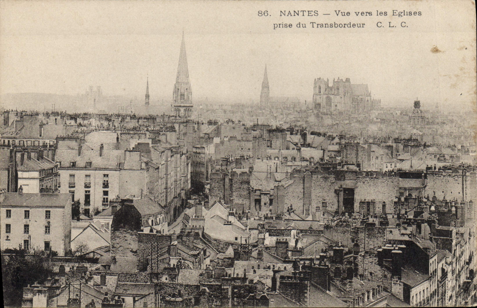 CPA Nantes Vue vers les Eglises prise du Transbordeur