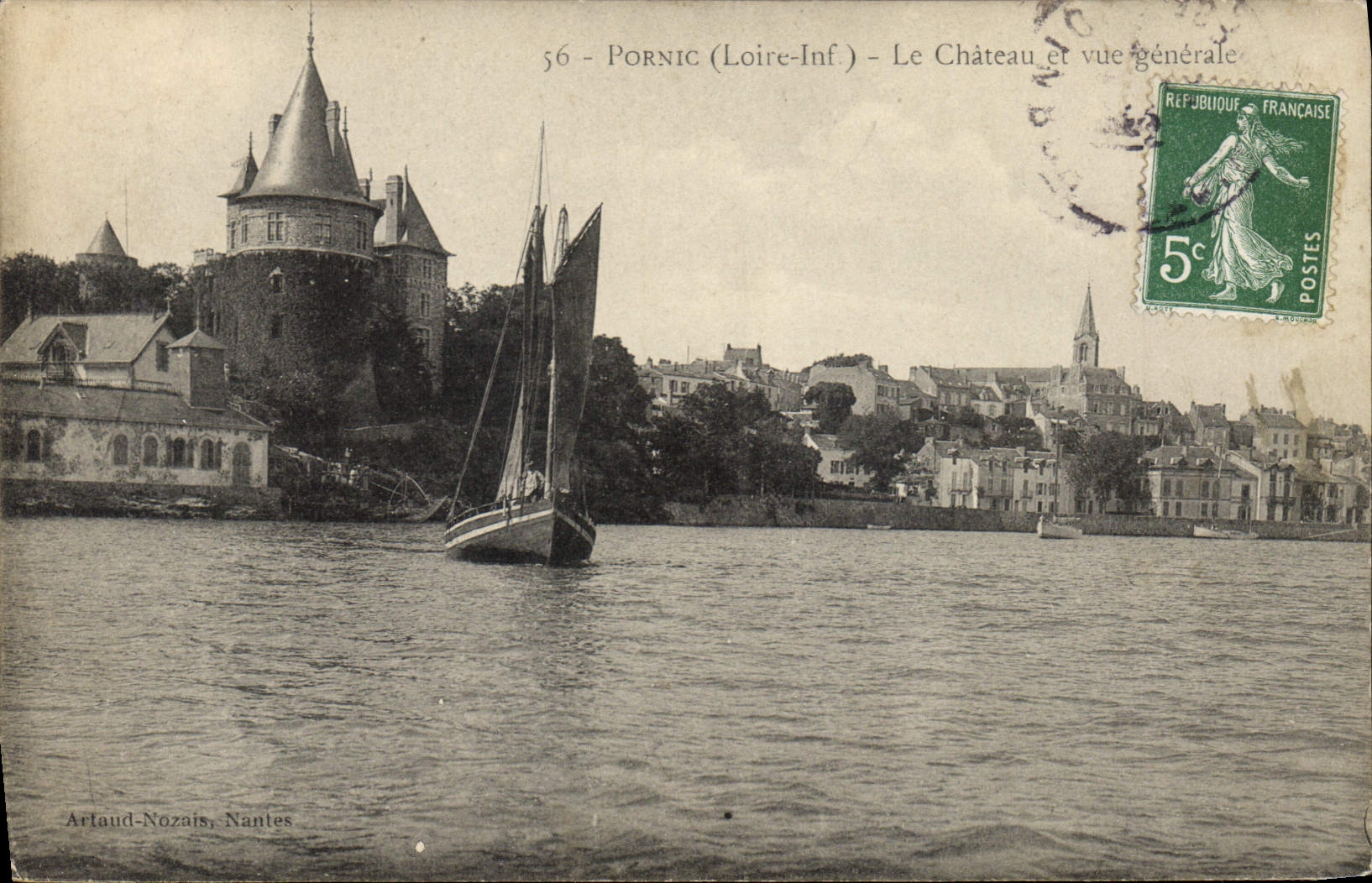CPA Pornic L Inf Le Chateau et vue generale