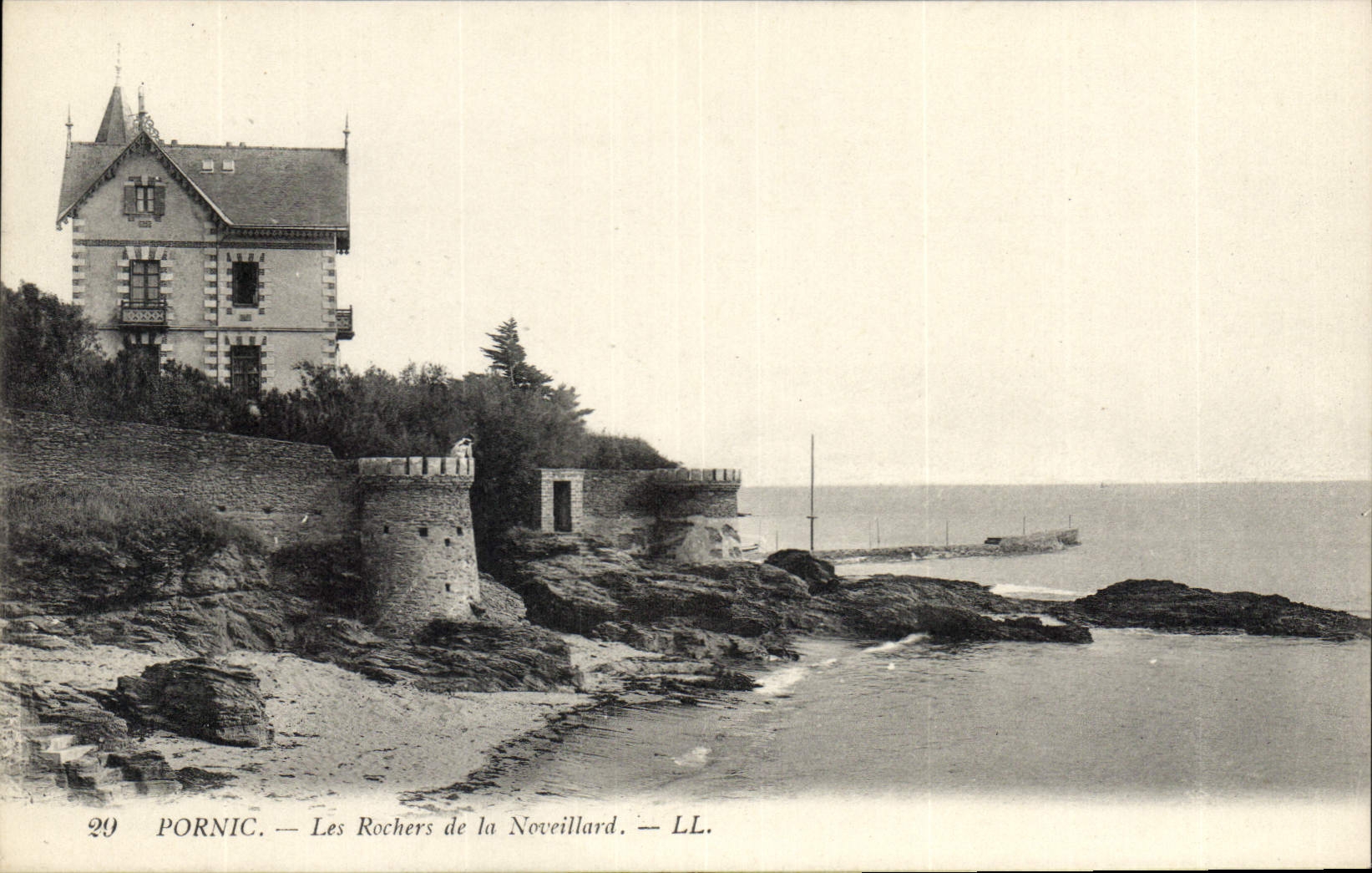 CPA Pornic Les Rochers de la Noveillard 