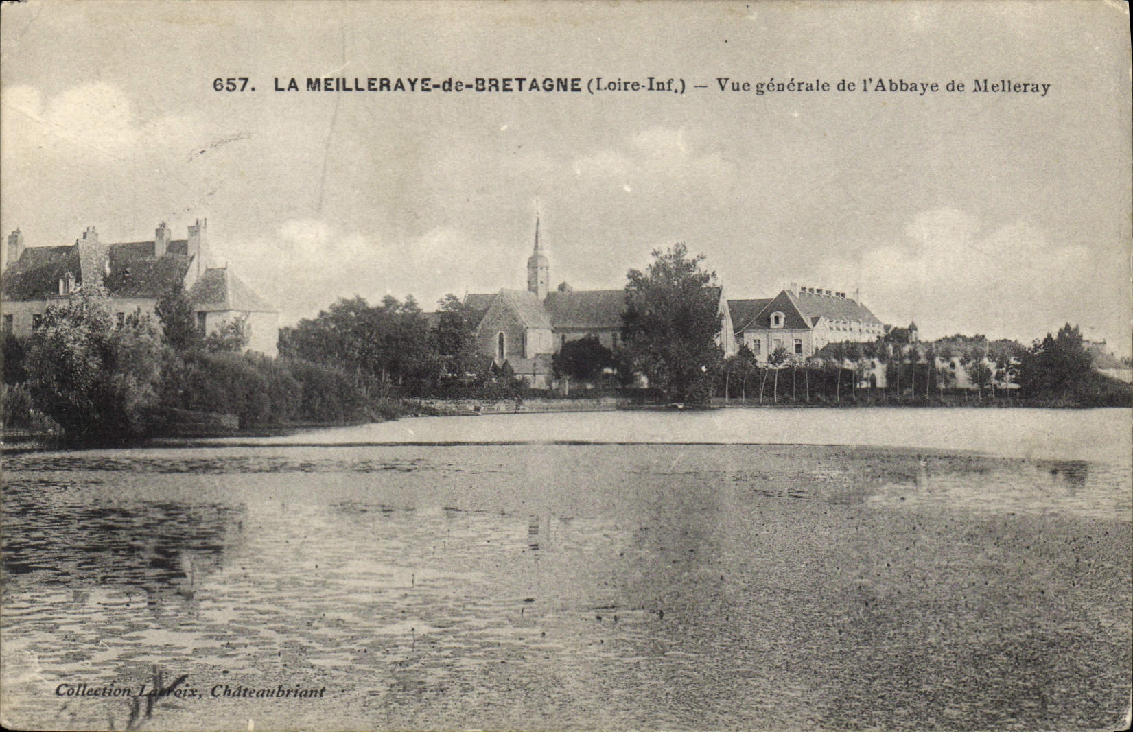 CPA La Meilleraye de Bretagne Loire Inf vue générale de l'abbaye