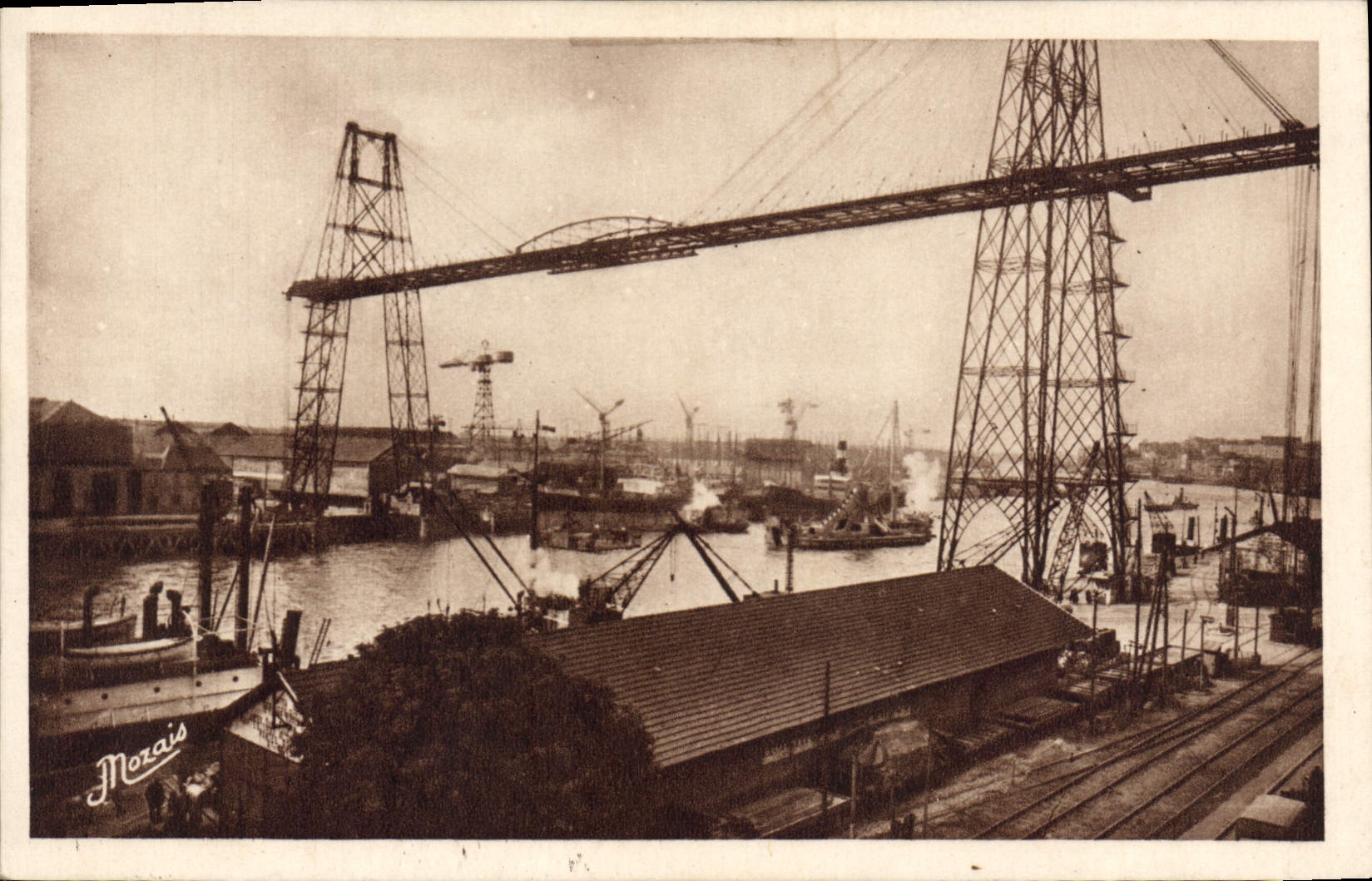 CPA Nantes Loire Inferieure Le Port maritime et le Pont Transbordeur