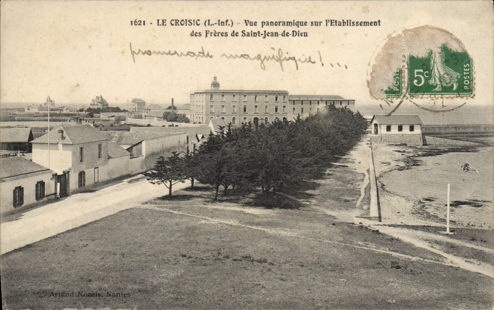 CPA Le Croisic L Inf Vue panoramique sur l'Etablissement des Freres de Saint Jean de Dieu