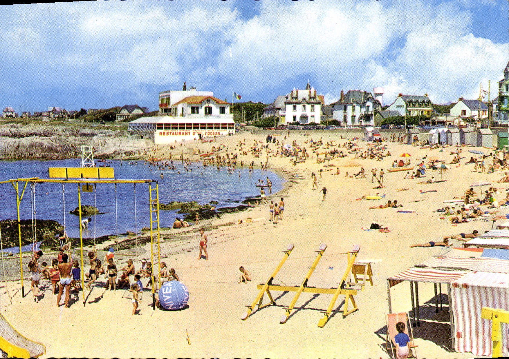 CPSM Le Croisic Loire Atl la plage 