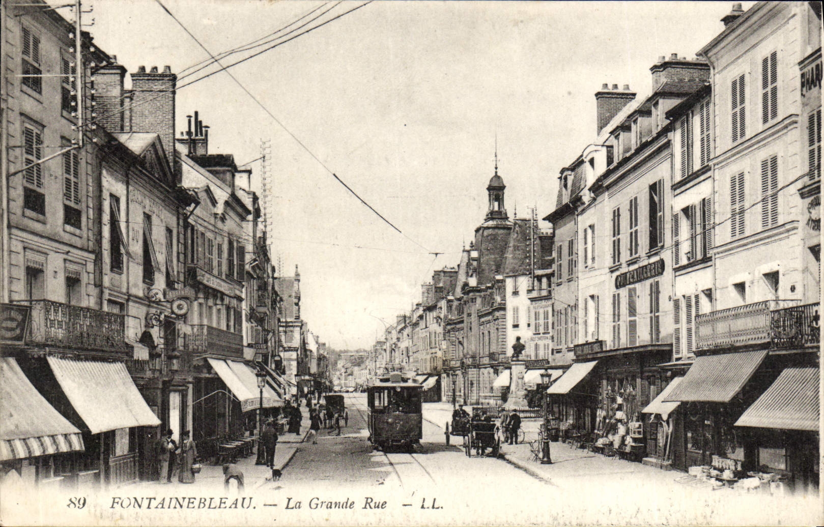 CPA Fontainebleau la grande rue 