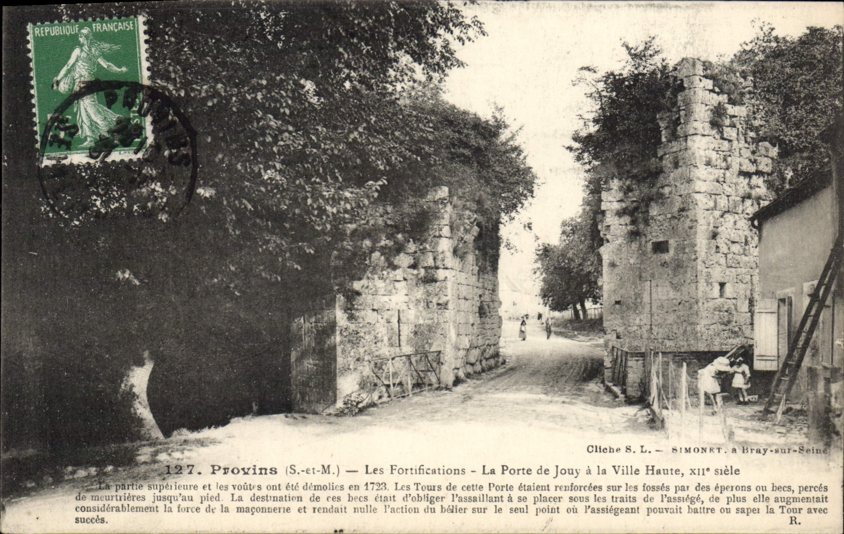 CPA Provins S et M Les Fortifications La Porte de Jouy a la Ville Haute XII siecle 