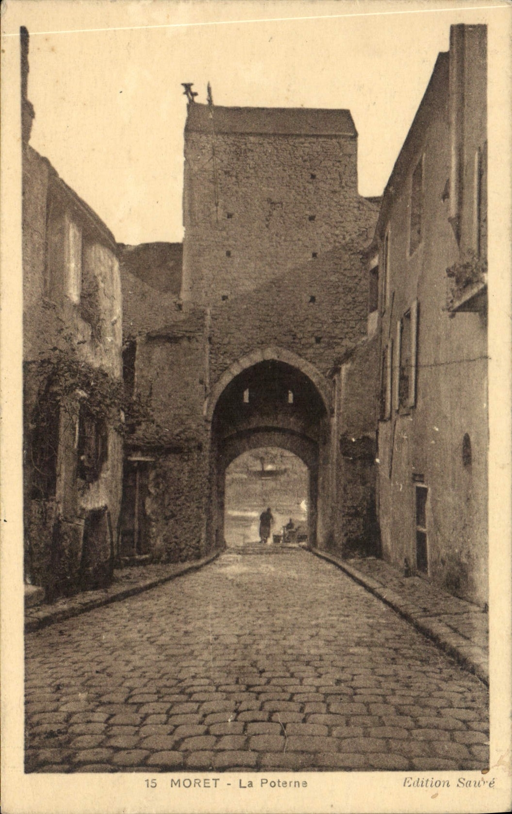 CPA Moret La Poterne 