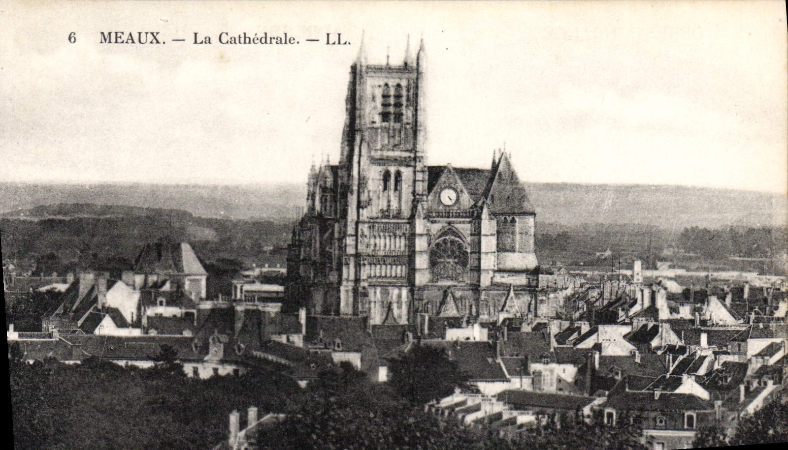 CPA Meaux La Cathedrale 