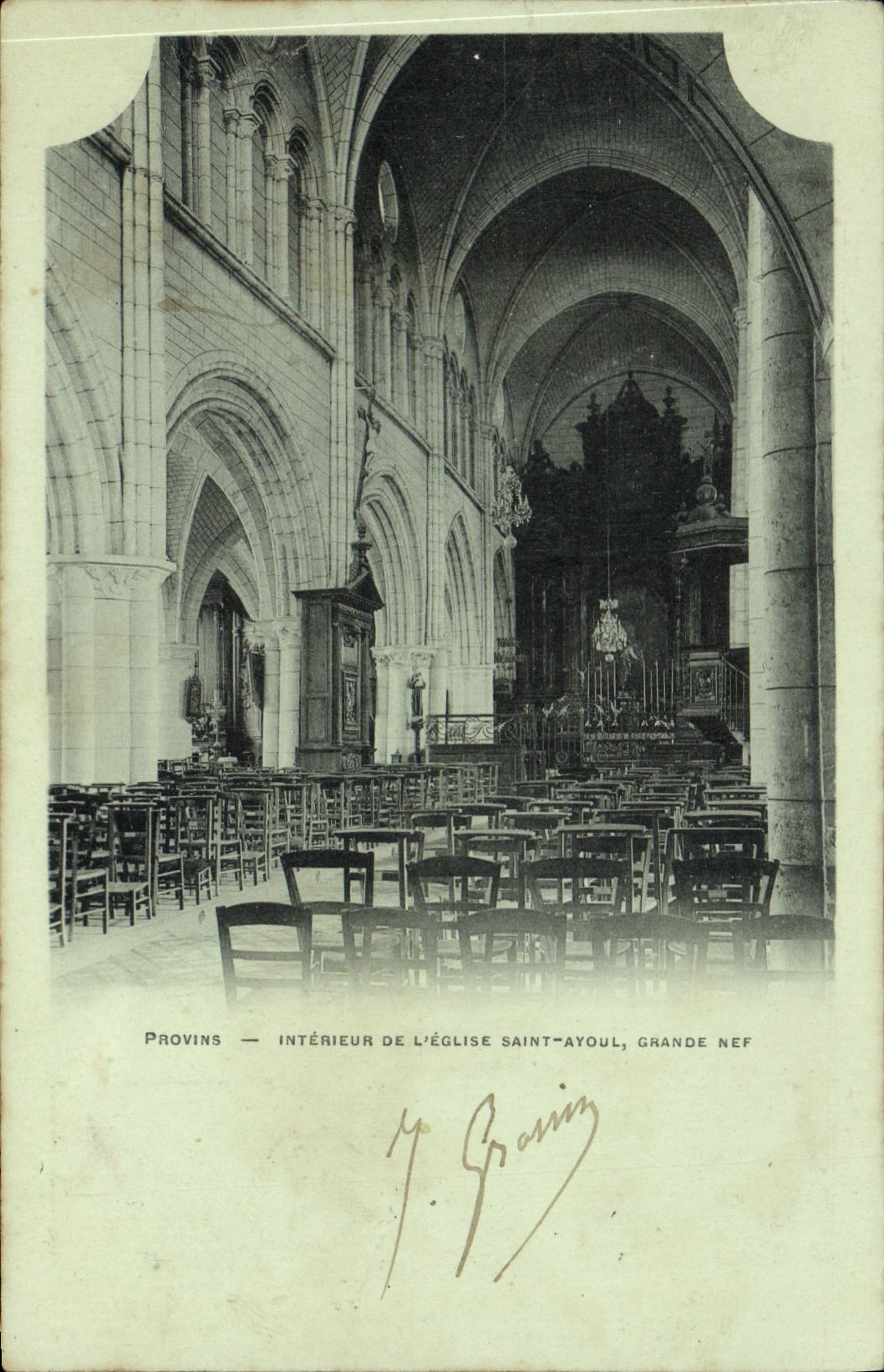 CPA Provins interieur de l'Eglise Saint Ayoul grande nef