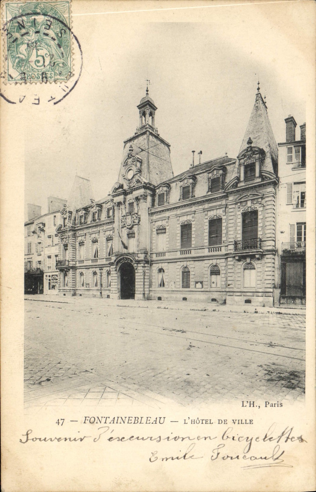 CPA Fontainebleau L'Hotel de Ville 
