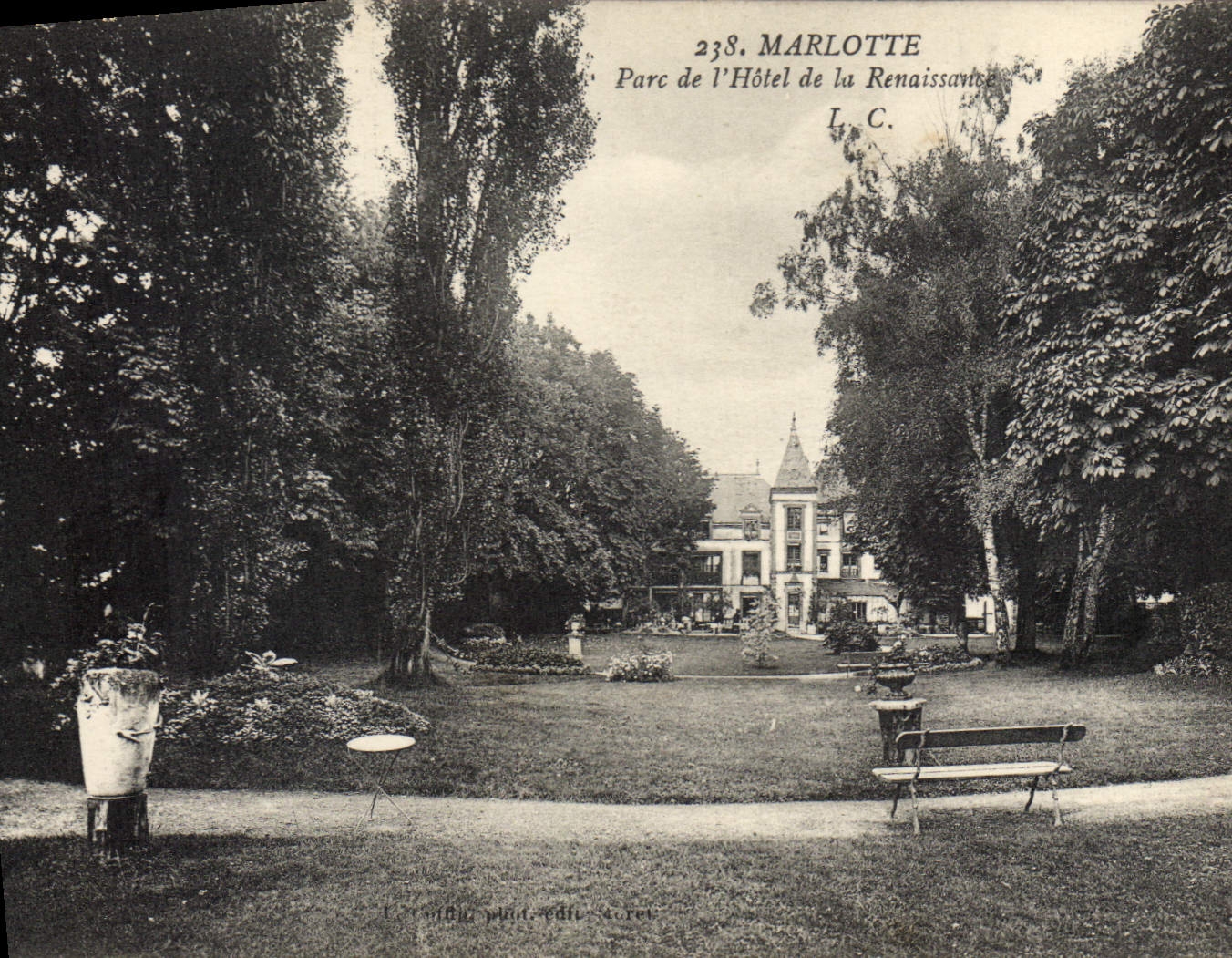 CPA Marlotte Parc de l'Hotel de la Renaissance 