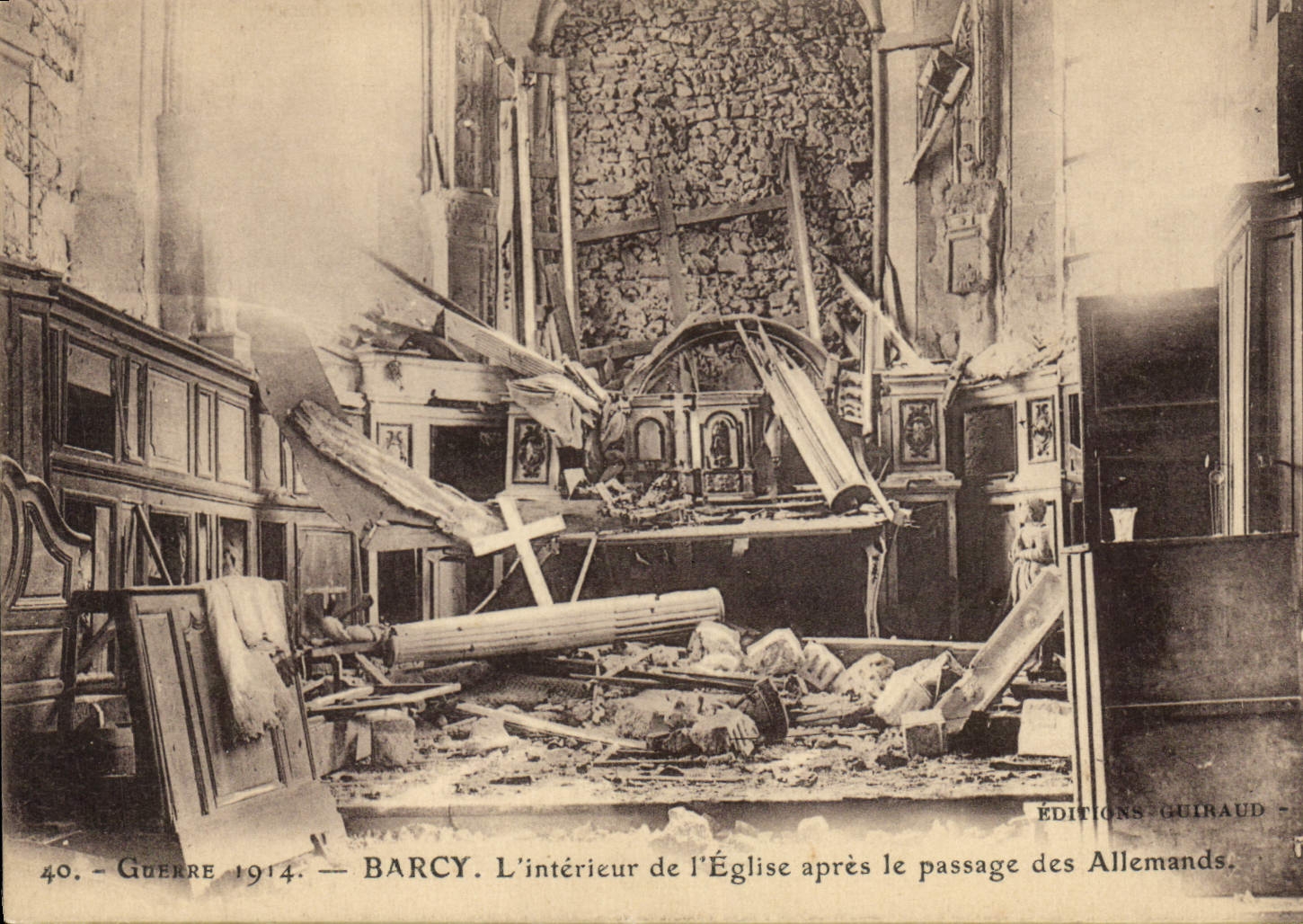 CPA Barcy L'Interieur de l'Eglise apres le passage des Allemands 
