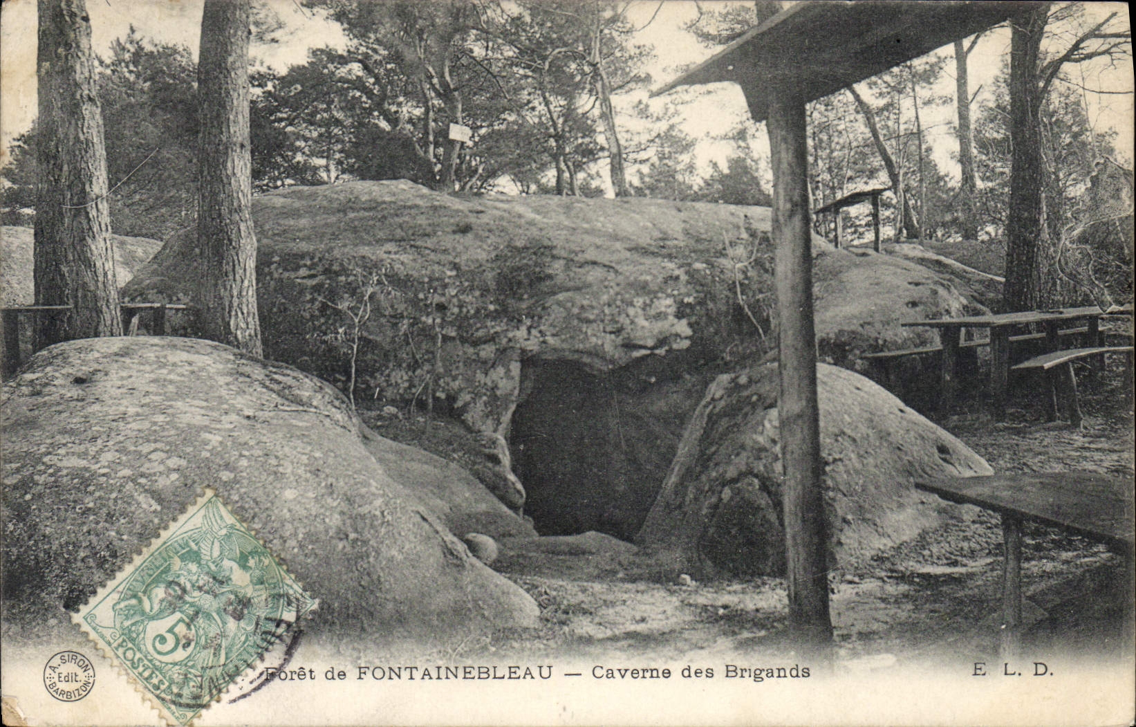 CPA Foret de Fontainebleau Caverne des Brigands 
