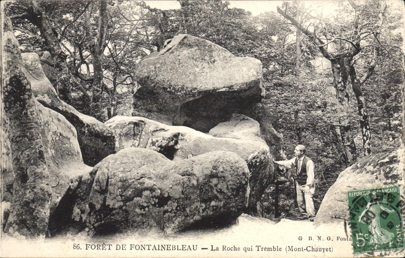 CPA Foret de Fontainebleau La Roche qui Tremble Mont Chauyet 
