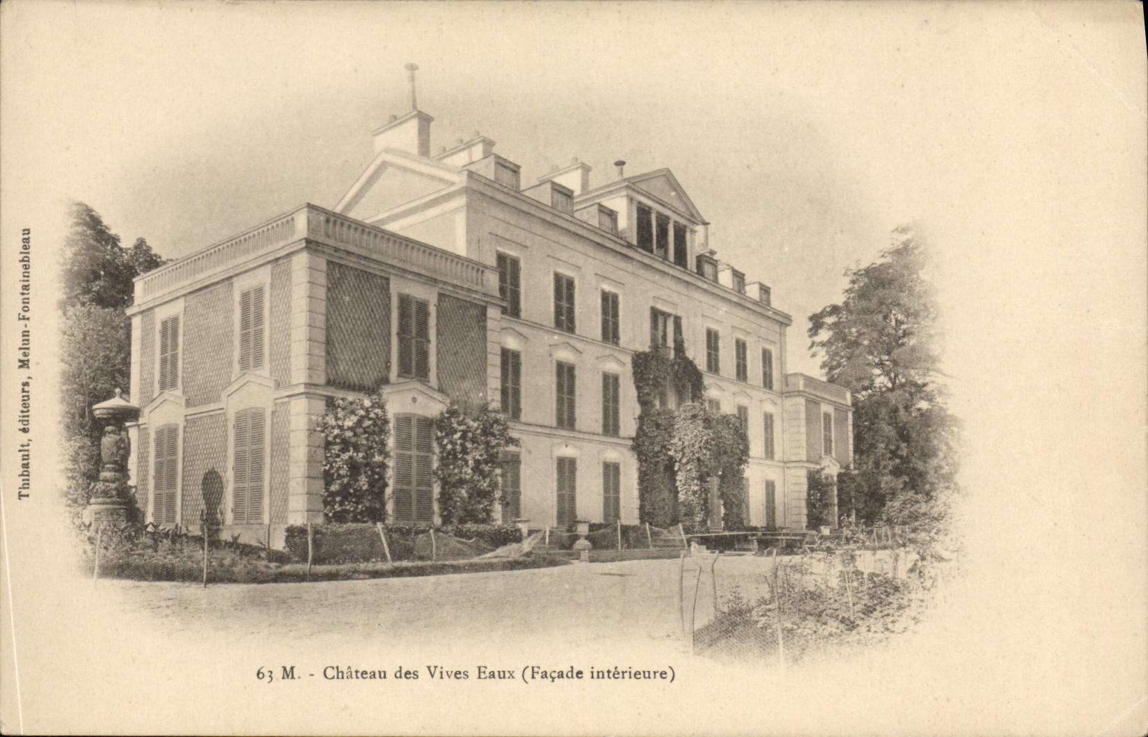 CPA M Chateau des Vives Eaux facade interieure 