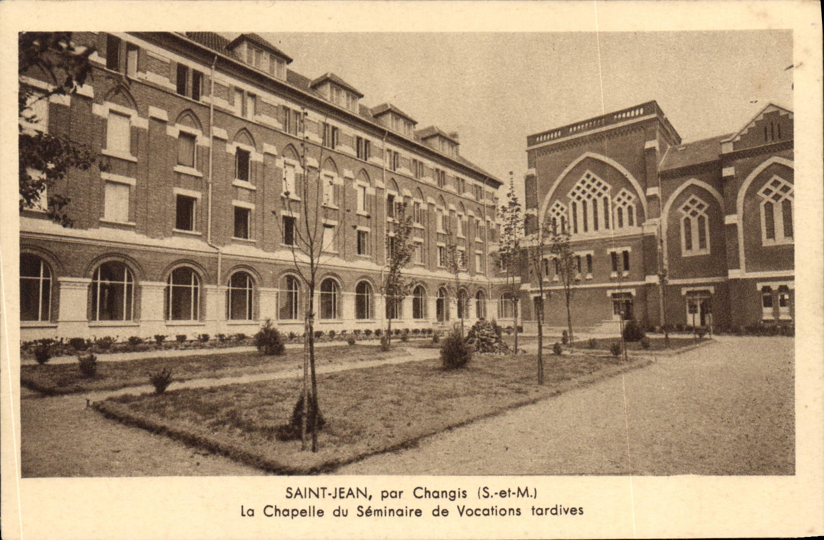 CPA Saint Jean par Changis S et M La Chapelle du Seminaite de Vacations tardives 