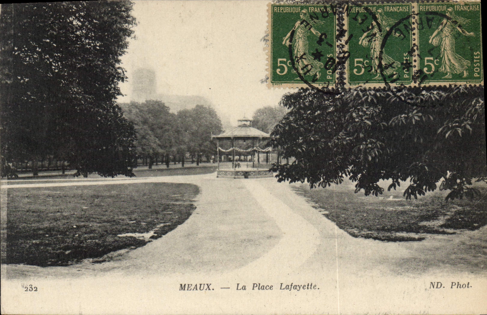 CPA Meaux La Place Lafayette 