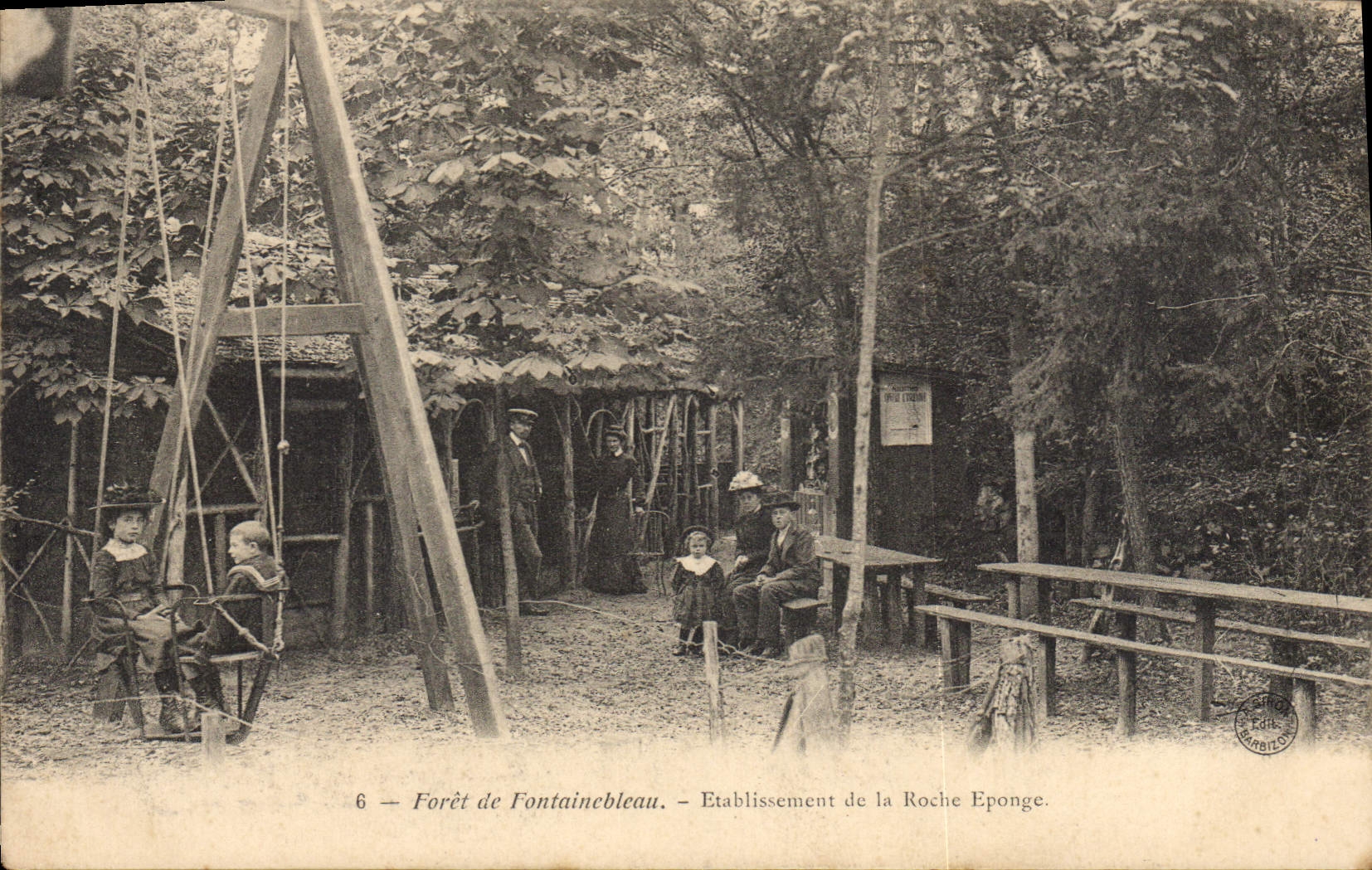 CPA Foret de Fontainebleau Etablissement de la Roche Eponge personnages enfants