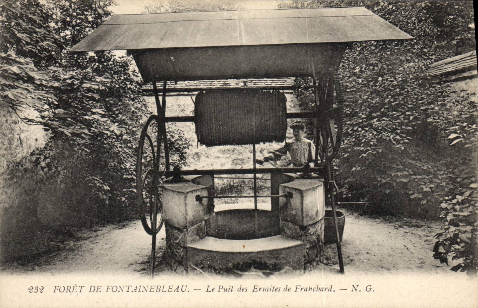 CPA Foret de Fontainebleau Le Puit des Ermites de Franchard 