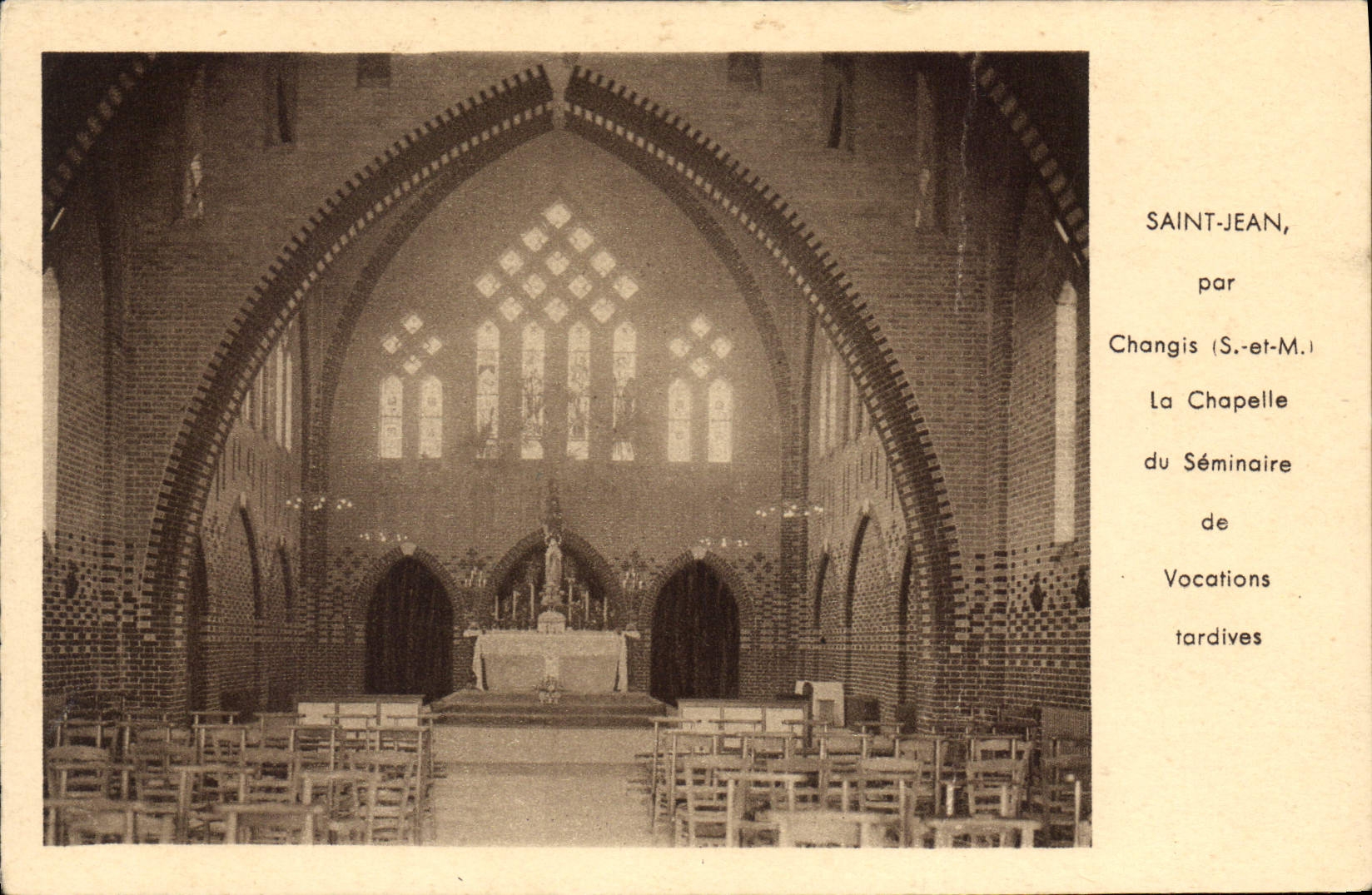 CPA Saint Jean par Changis S et M La Chapelle vocations tardives