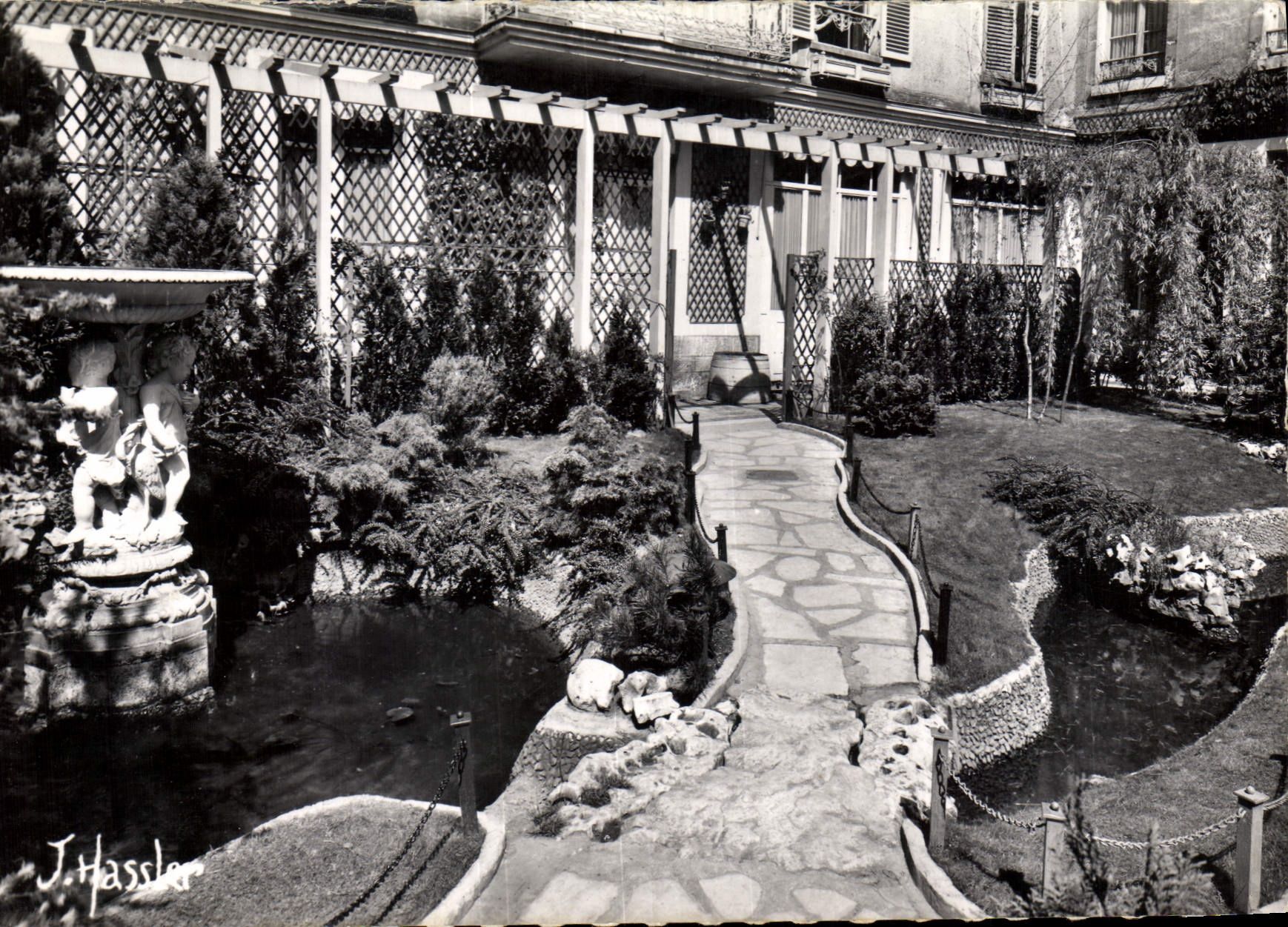 CPSM Fontainebleau (S et M) Hotel Napoleon Le Jardin