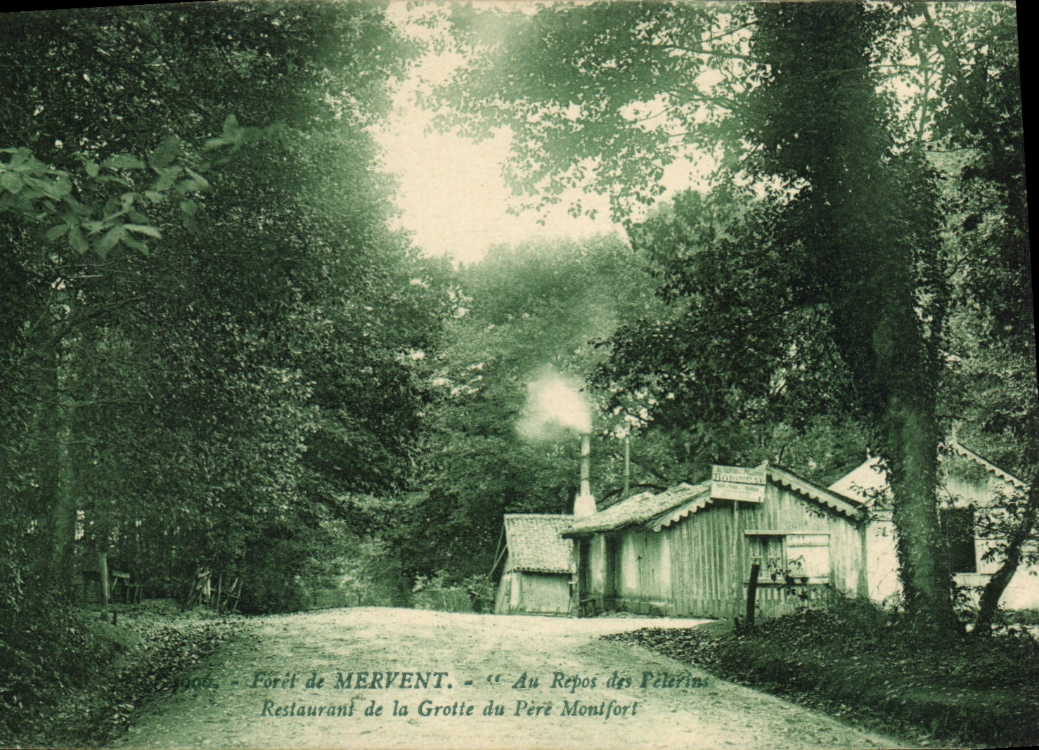 CPA Foret de Mervent Restaurant de la Grotte du Pere Montfort