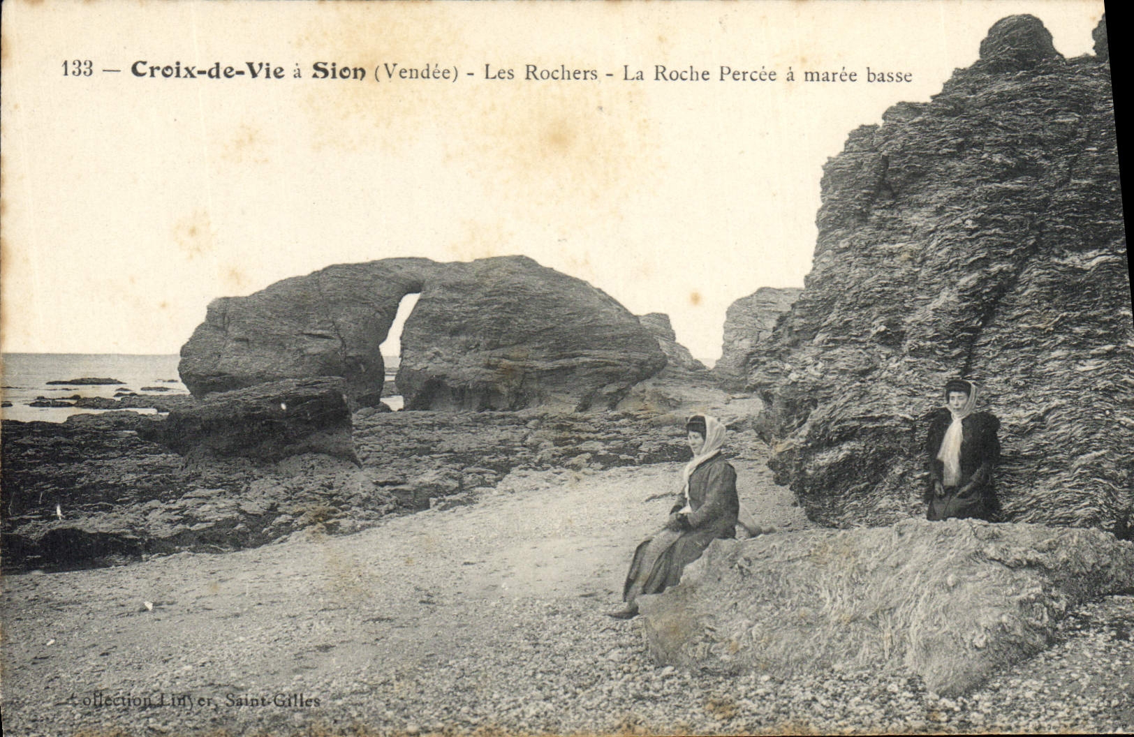 CPA Croix de Vie a Sion (Vendee) Les Rochers