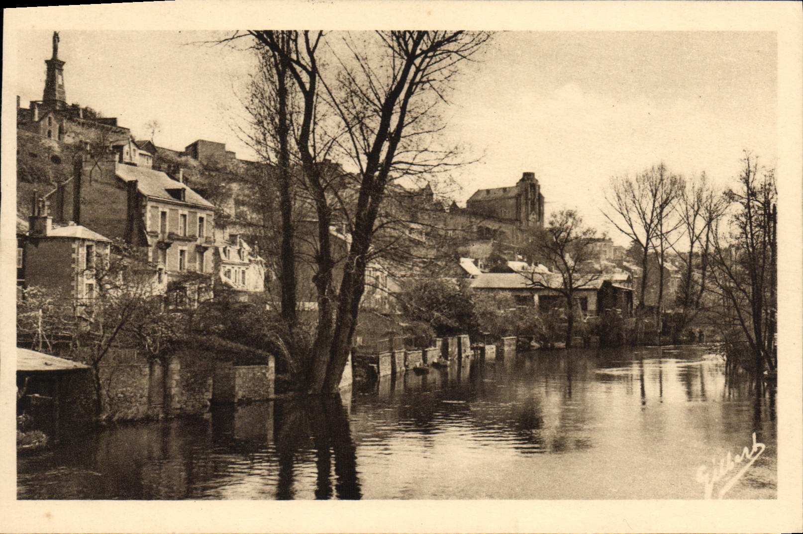 CPA Poitiers Sur les Bords du Clain