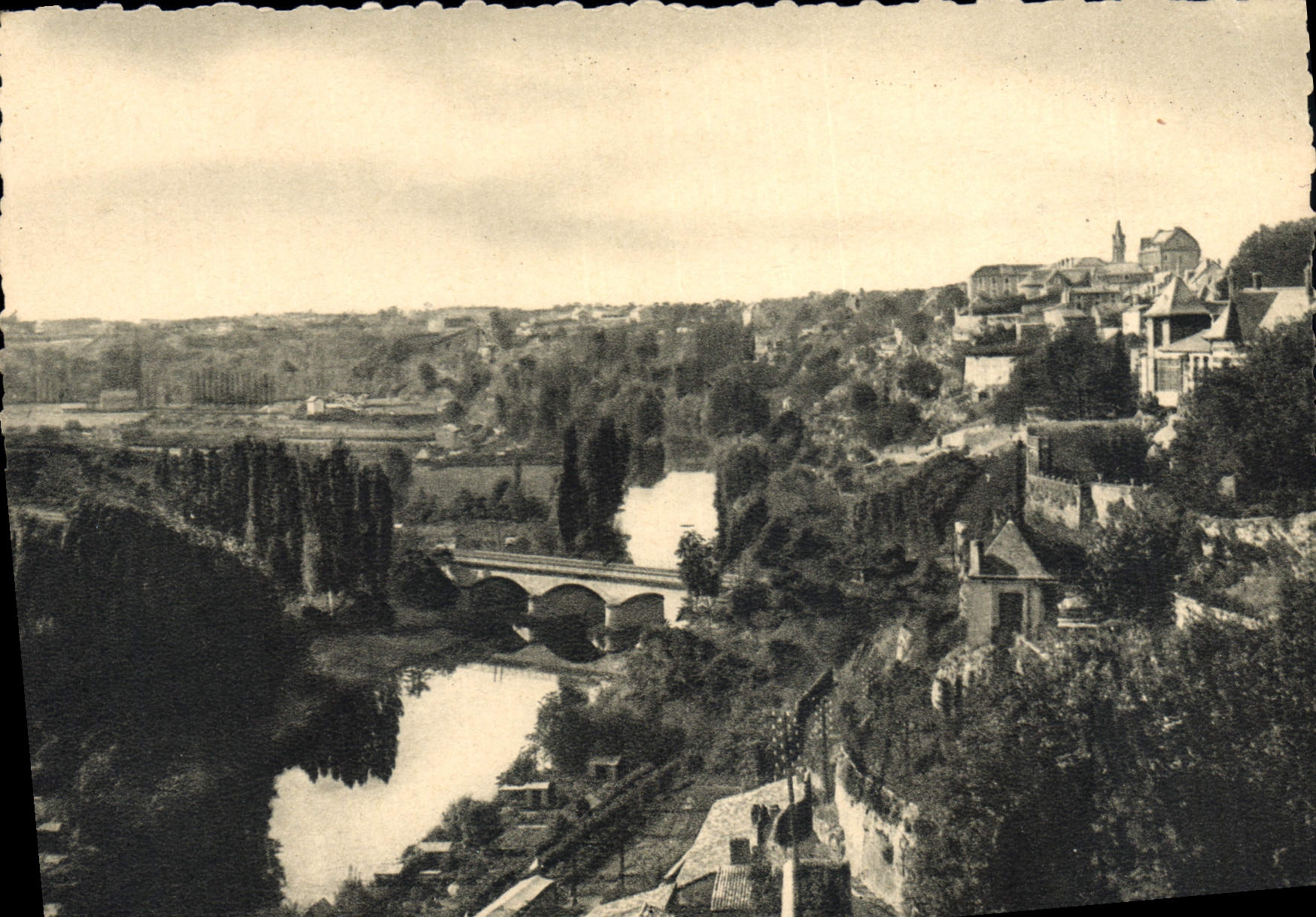 CPSM Le Poitu Pittoresque Poitiers (Vienne) Vallee du Clain