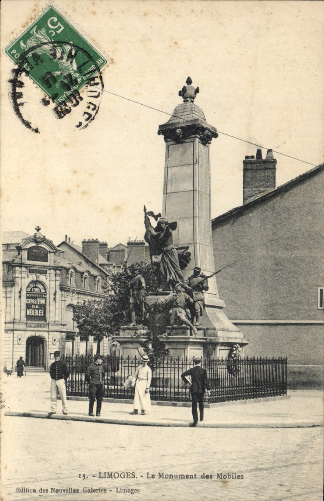 CPA Limoges Le Monument des Mobiles