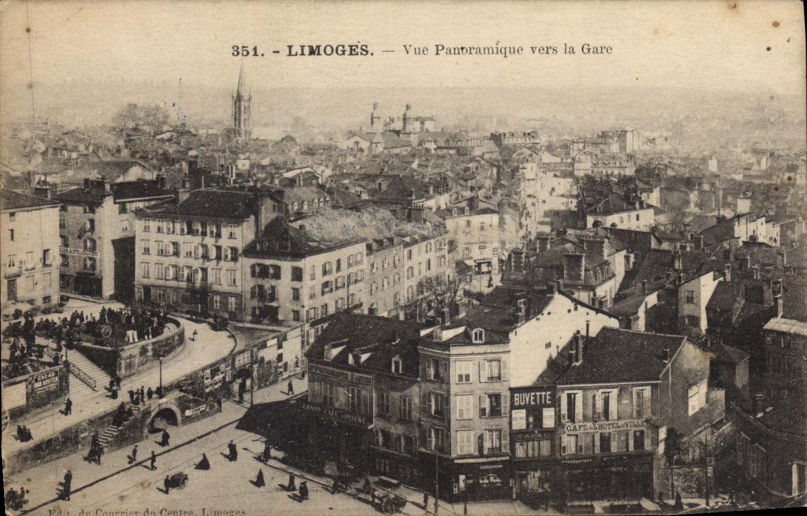 CPA Limoges Vue panoramique vers la Gare