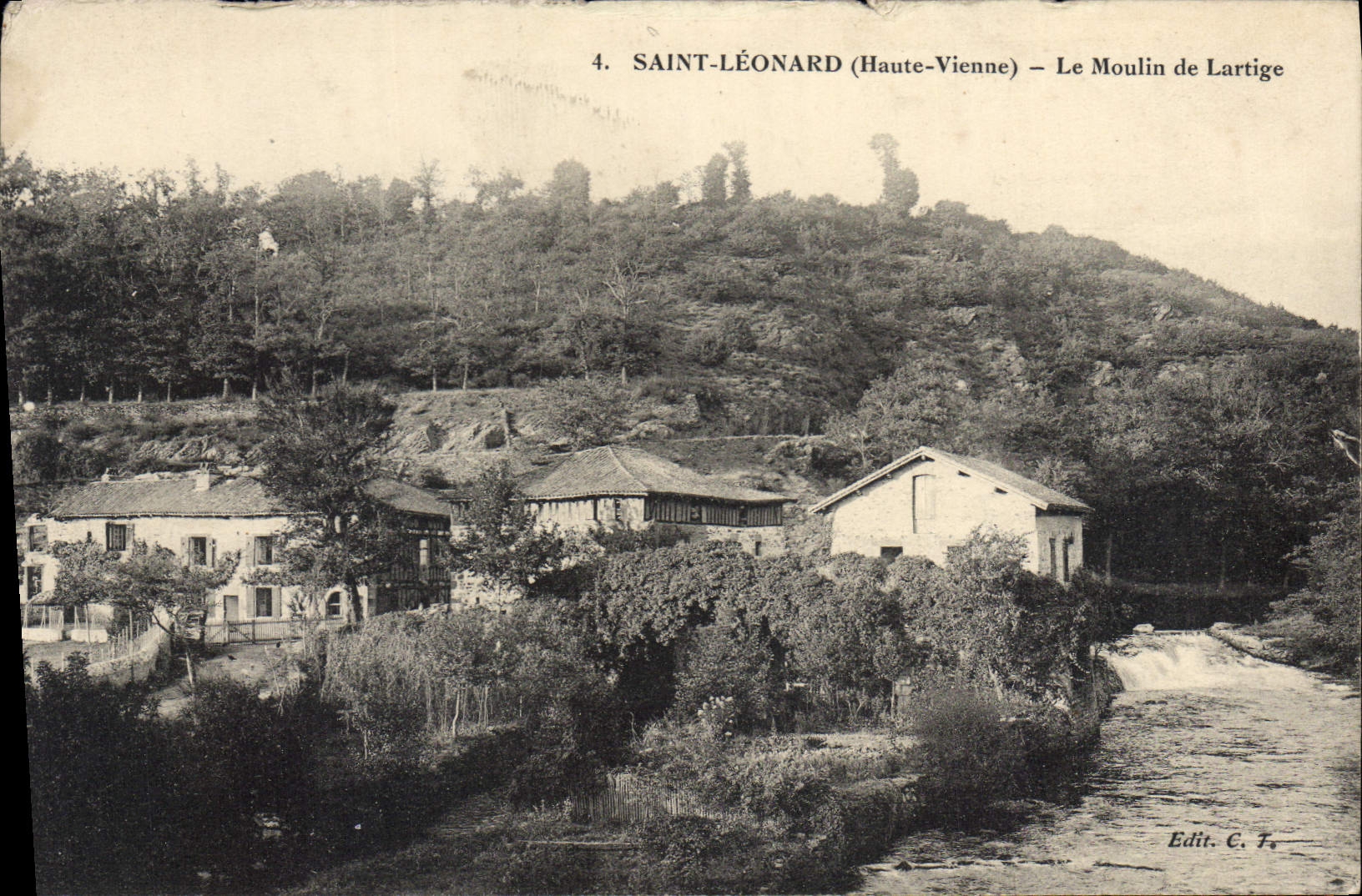 CPA Saint (Haute Vienne) Le Moulin de Lartige