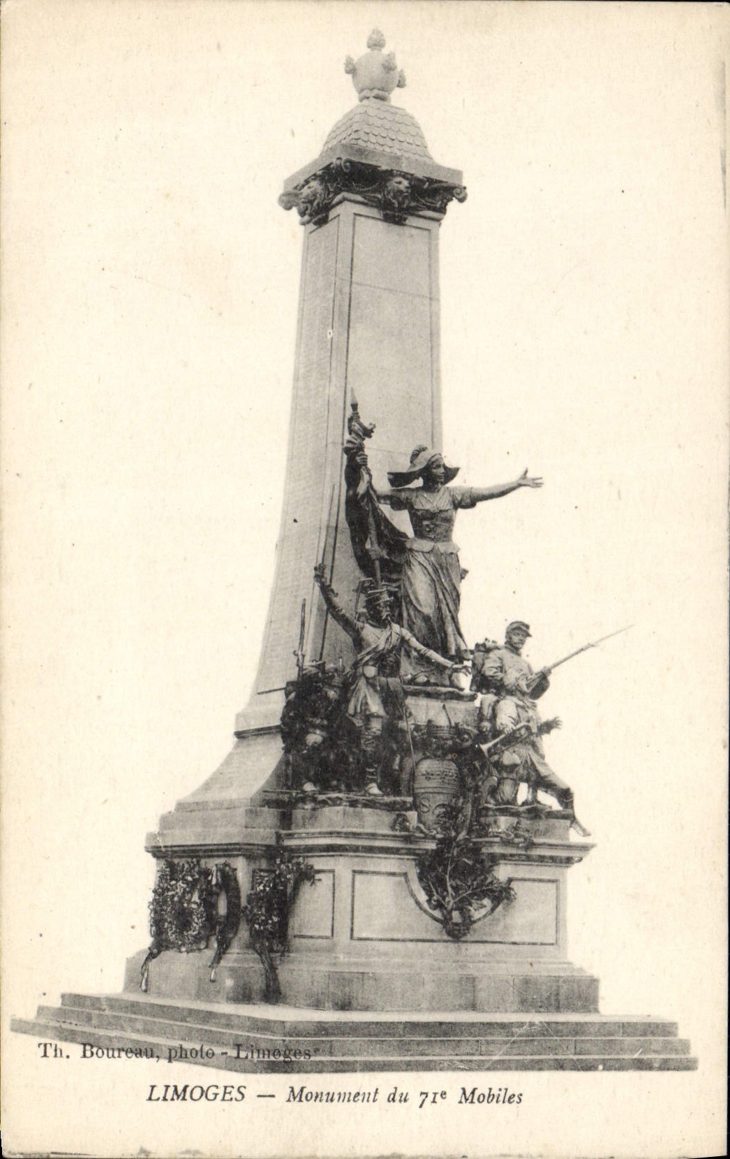 CPA Limoges Monument du 71 Mobiles