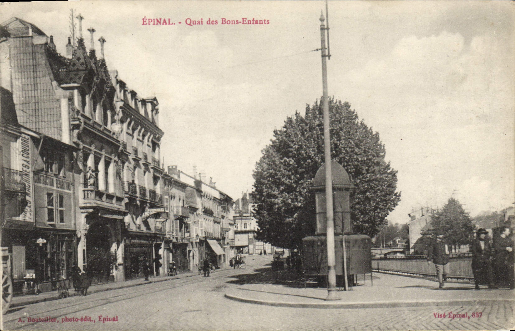 CPA Epinal Quai des Bons Enfants