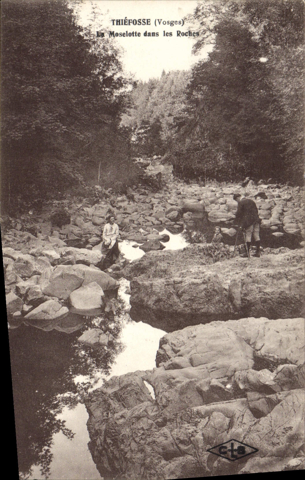 CPA Thiefosse Vosges La Moselotte daus les Rocheo
