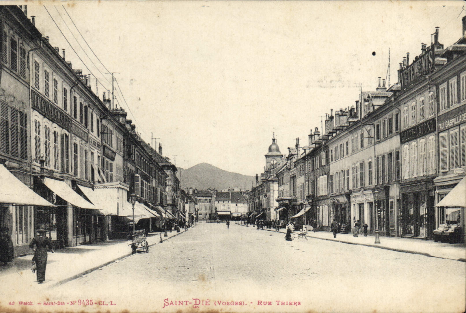 CPA Saint Die Vosges Rue Thiers 
