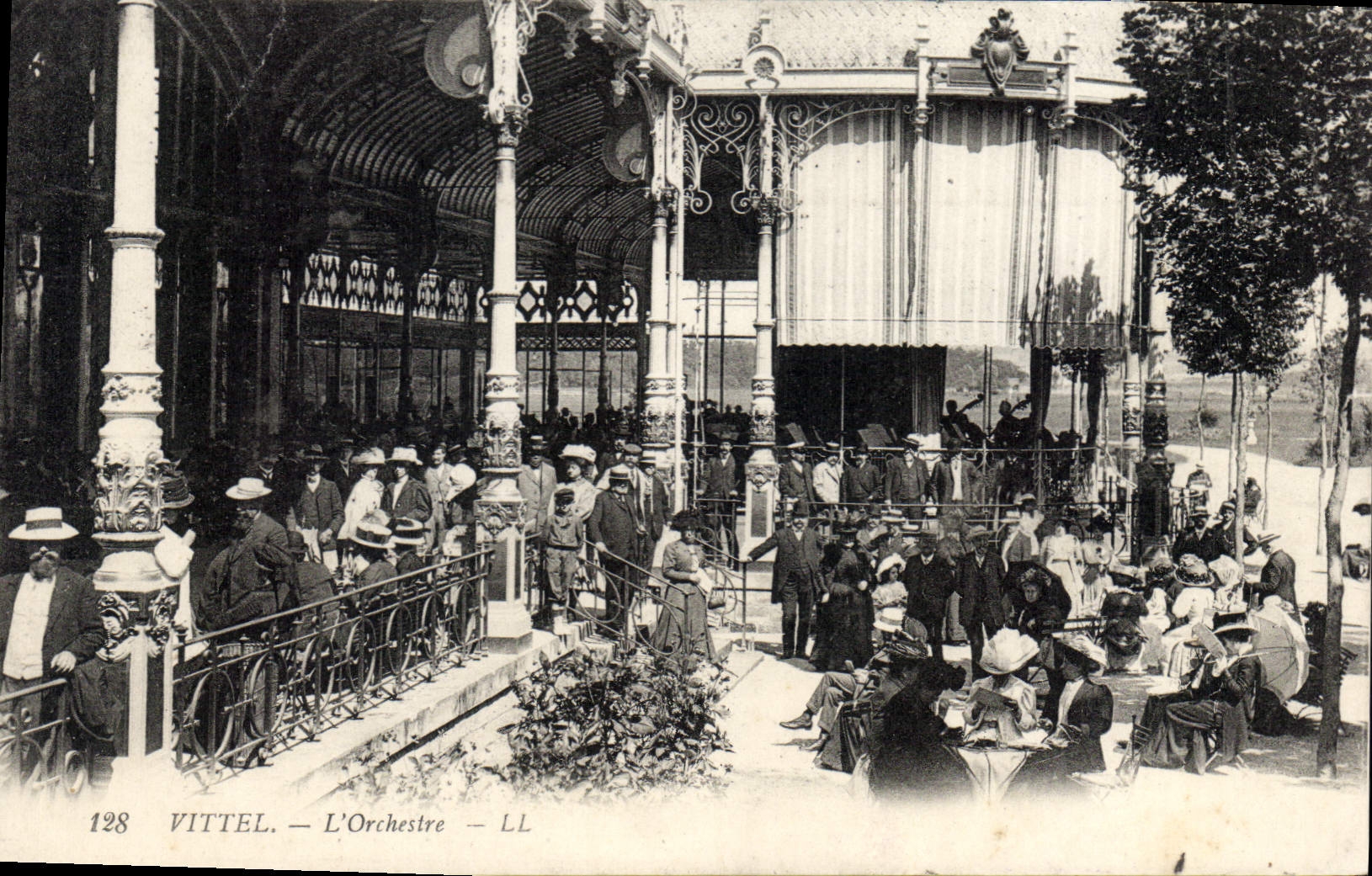 CPA Vittel L'Orchestre 