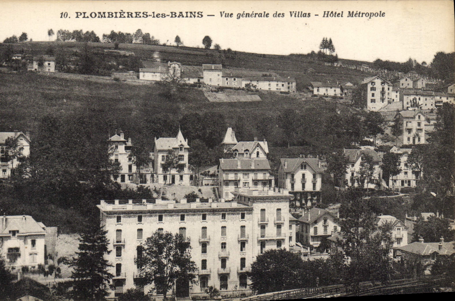 CPA Plombieres les Bains Vue generale des villas Hotel Metropole