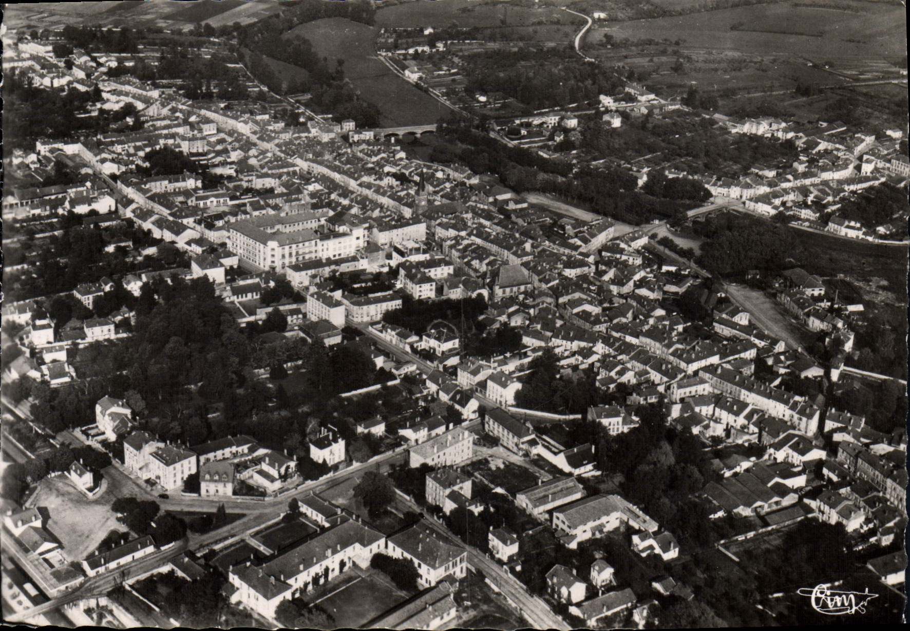 CPSM Mirecourt Vosges Vue aerienne 