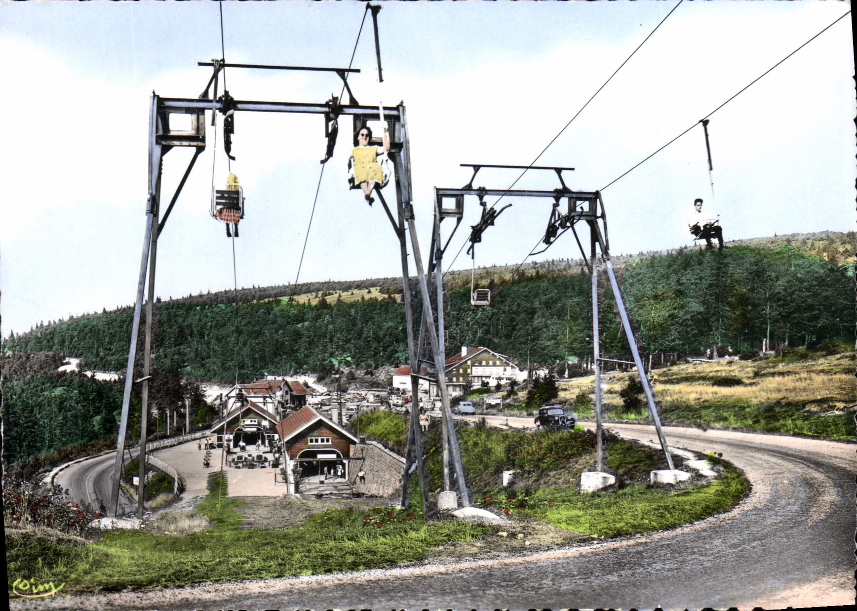 CPSM Col de La Schlucht Vosges La station et le Tele Siege