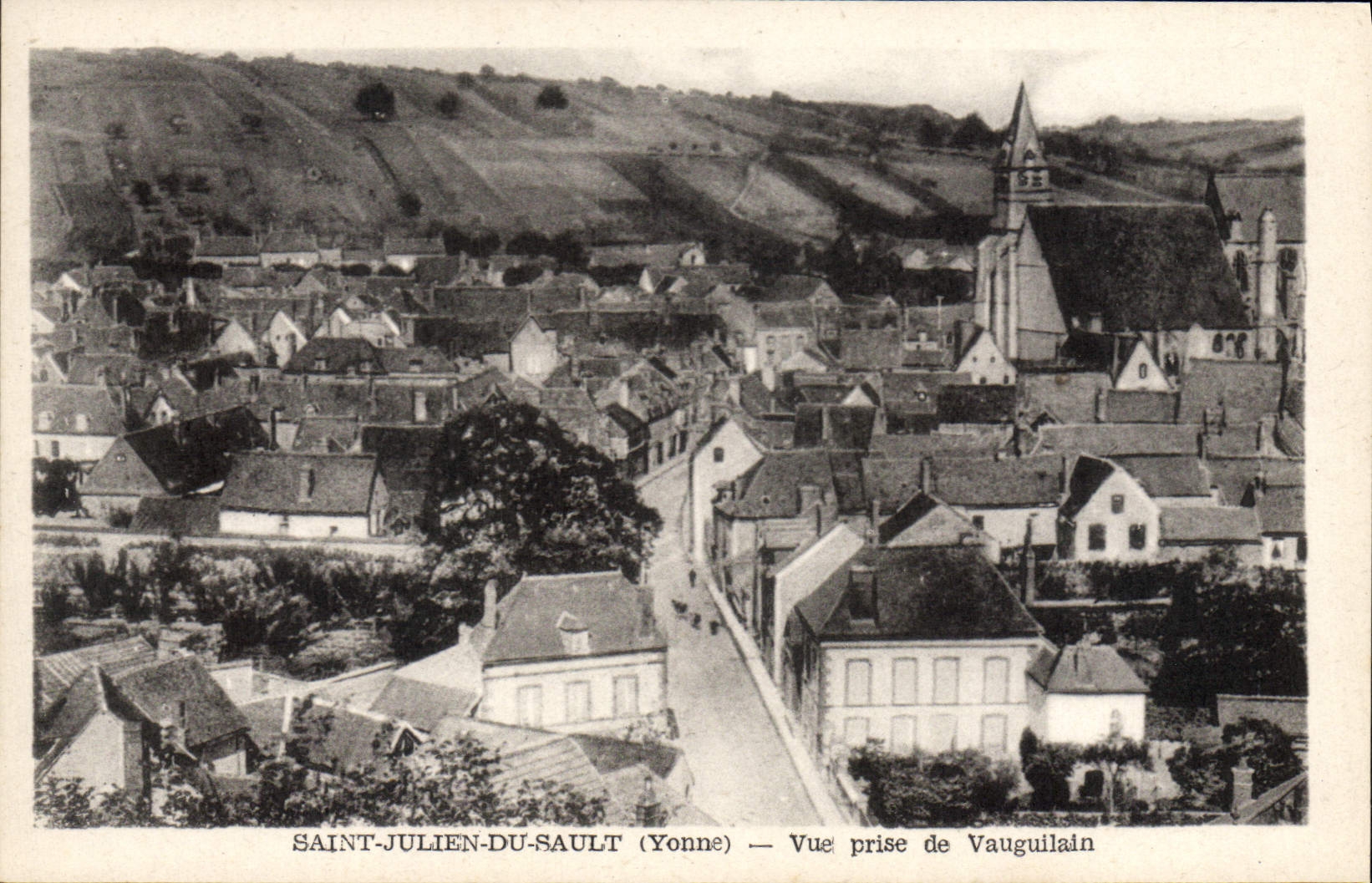 CPA St Julien du Sault Yonne Vue prise de Vaguilain