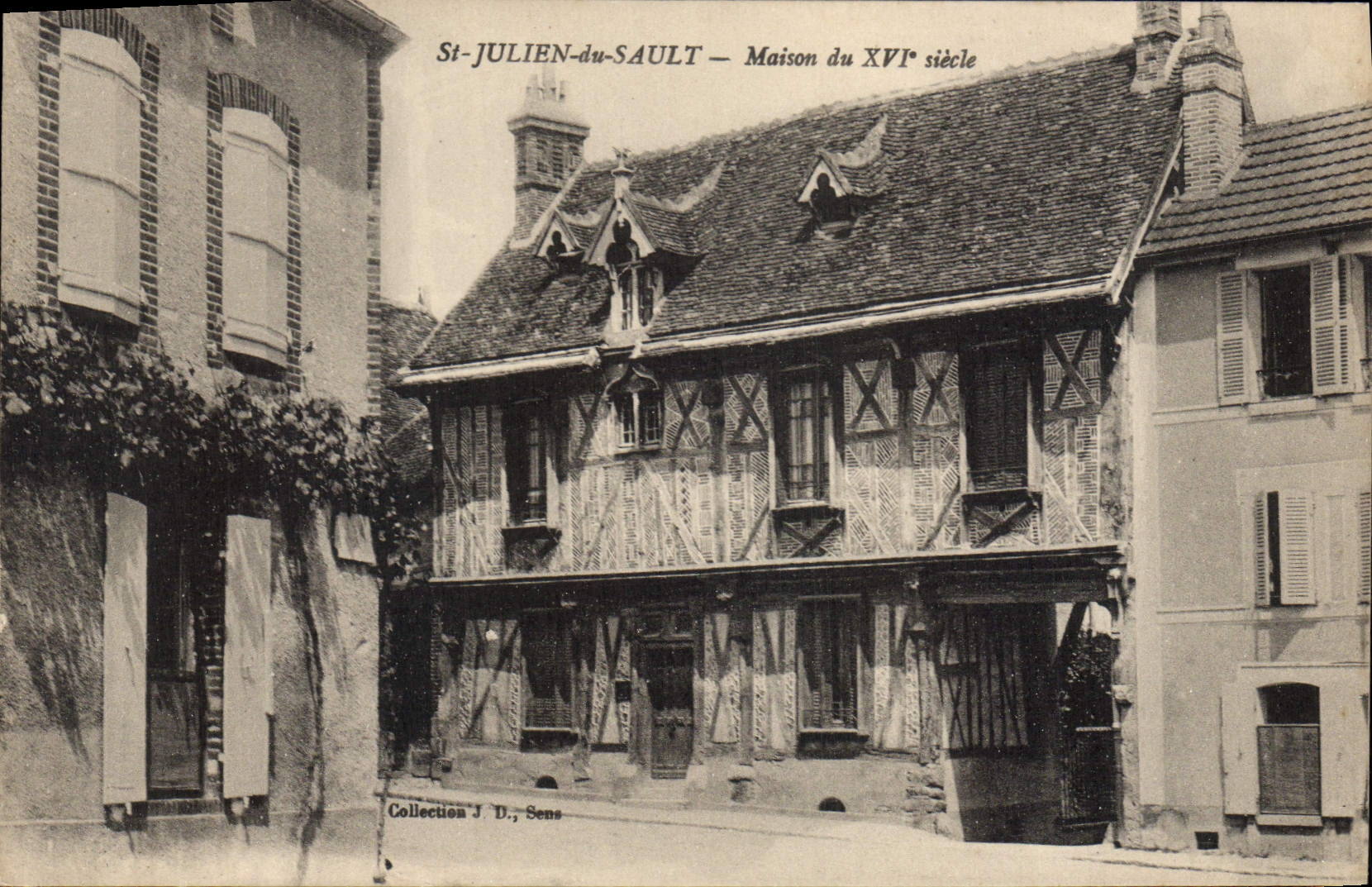 CPA St Julien du Sault Maison du