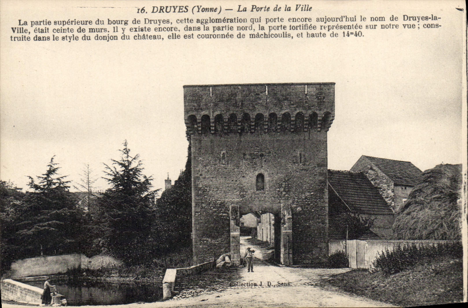 CPA Druyes Yonne La Porte de la Ville