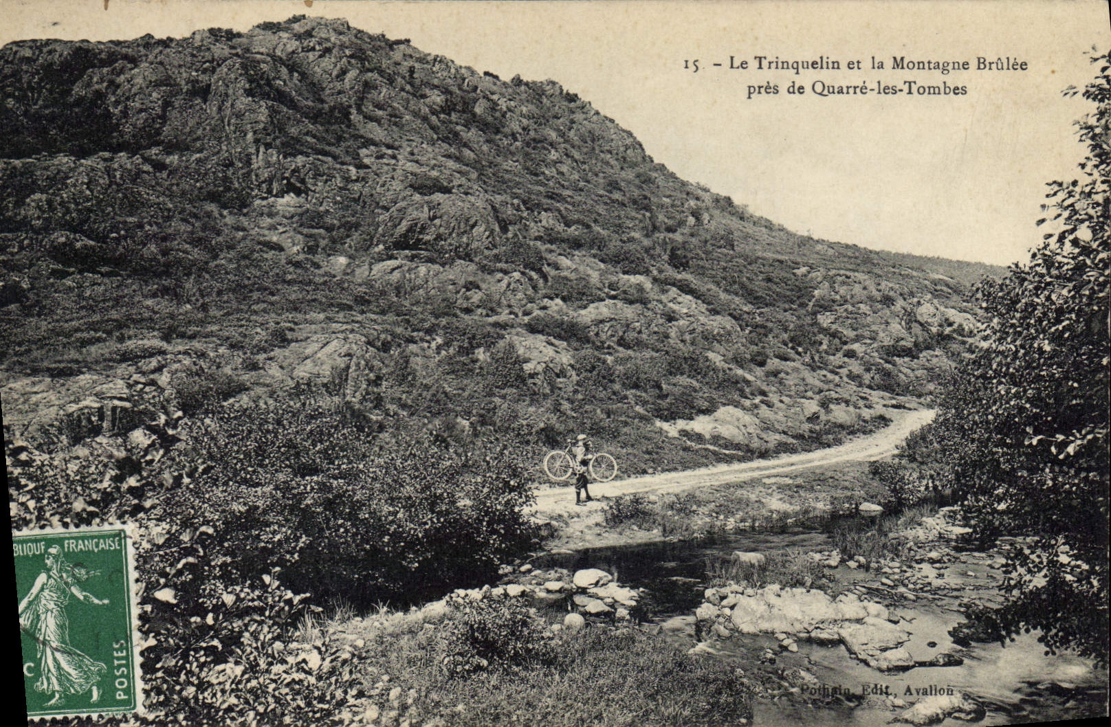 CPA Le Trinquelin et la Montagne Brule pres de quarre les Tombes 