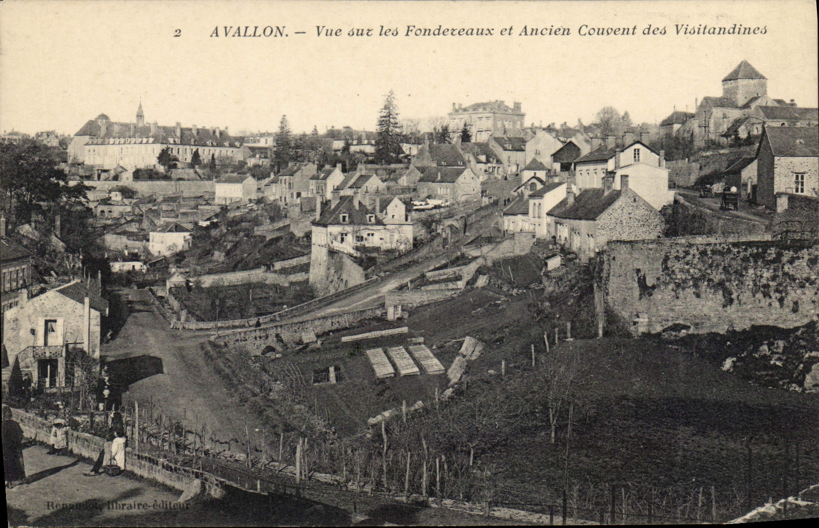 CPA Avallon Vue sur les Fondeceaux et Ancien Couvent des Visitandines