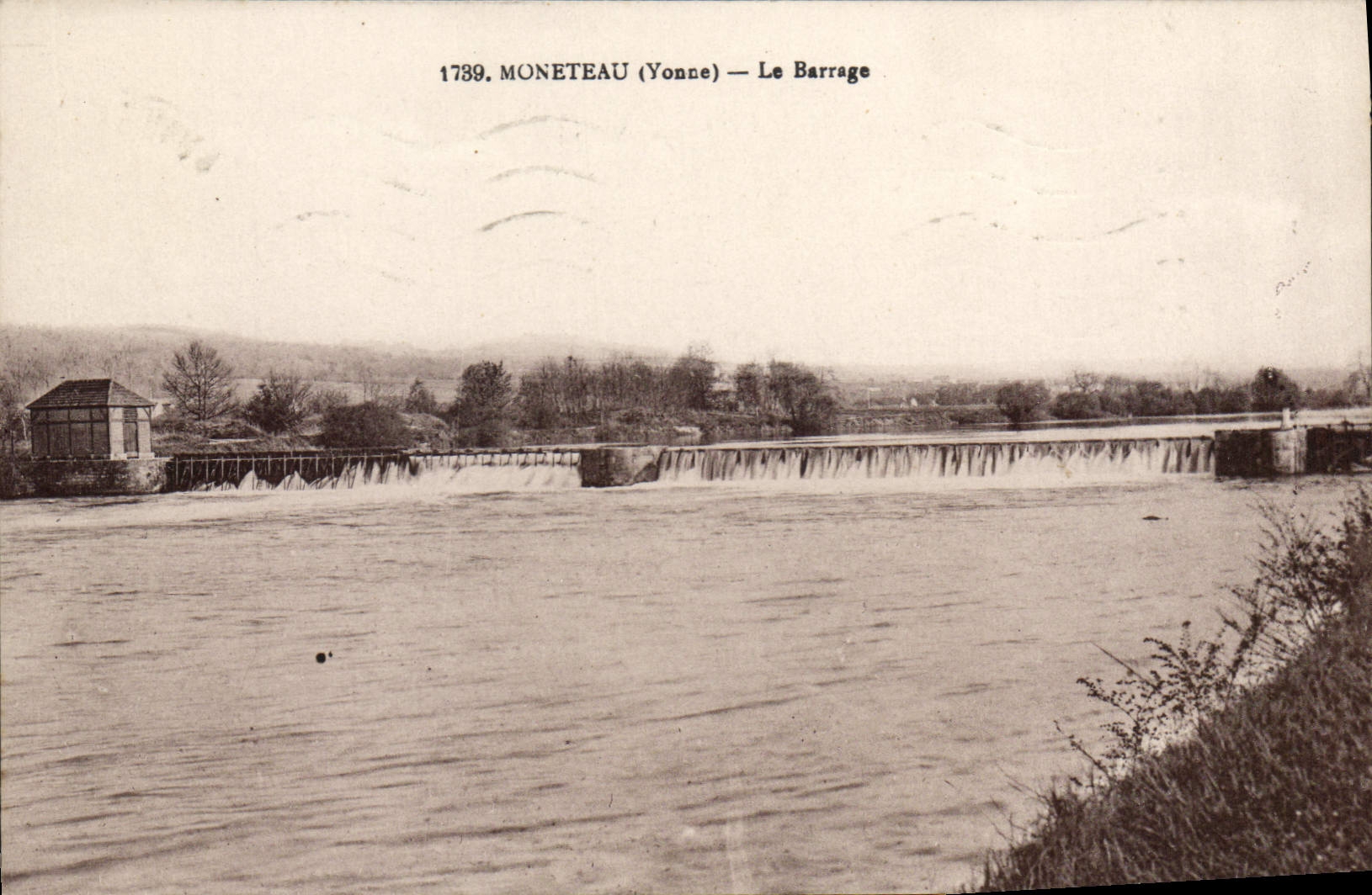 CPA Moneteau Yonne Le Barrage 