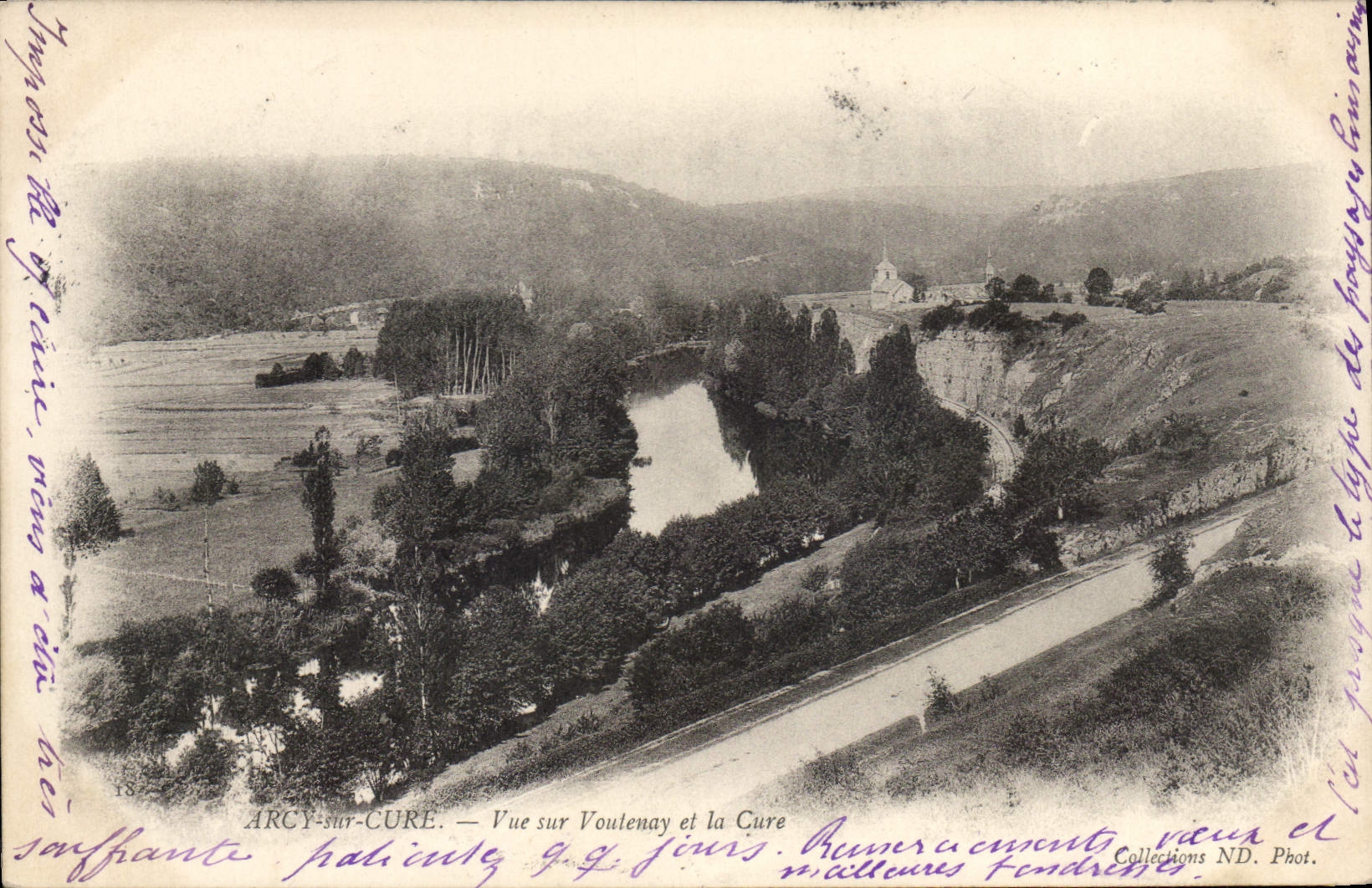 CPA Arcy sur Cure Vue sur Voutenay et la cure 