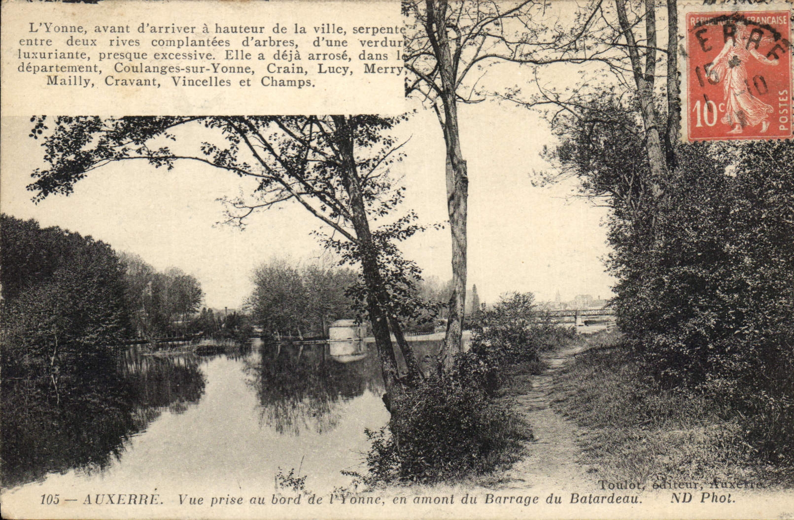 CPA Auxerre Vue prise bord de I'Yonne en amont du Barrage du Batardeau